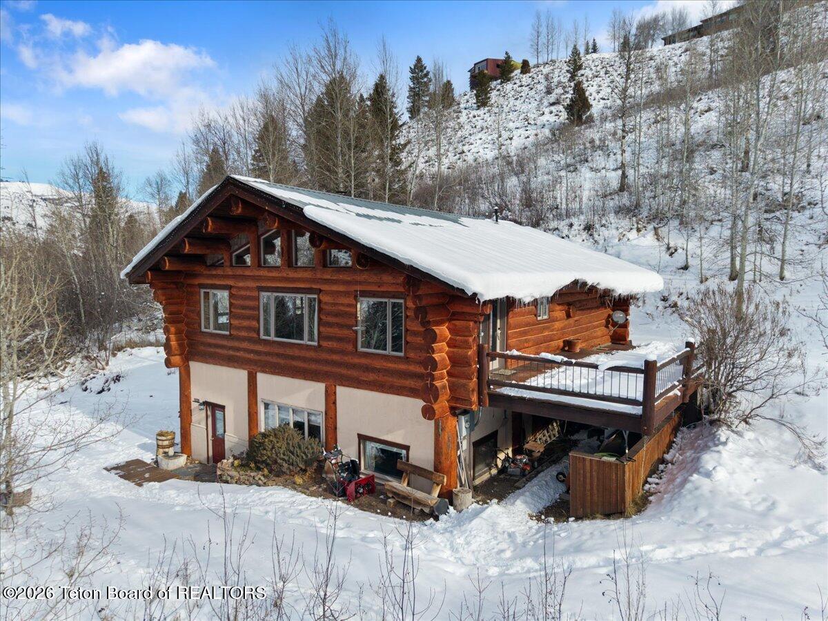 1035 E DEER CREEK Drive