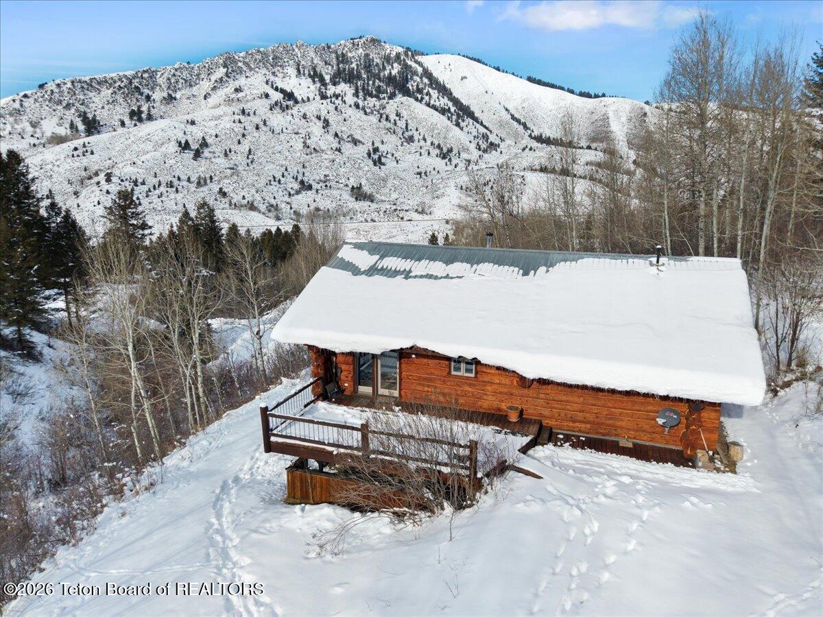 1035 E DEER CREEK Drive