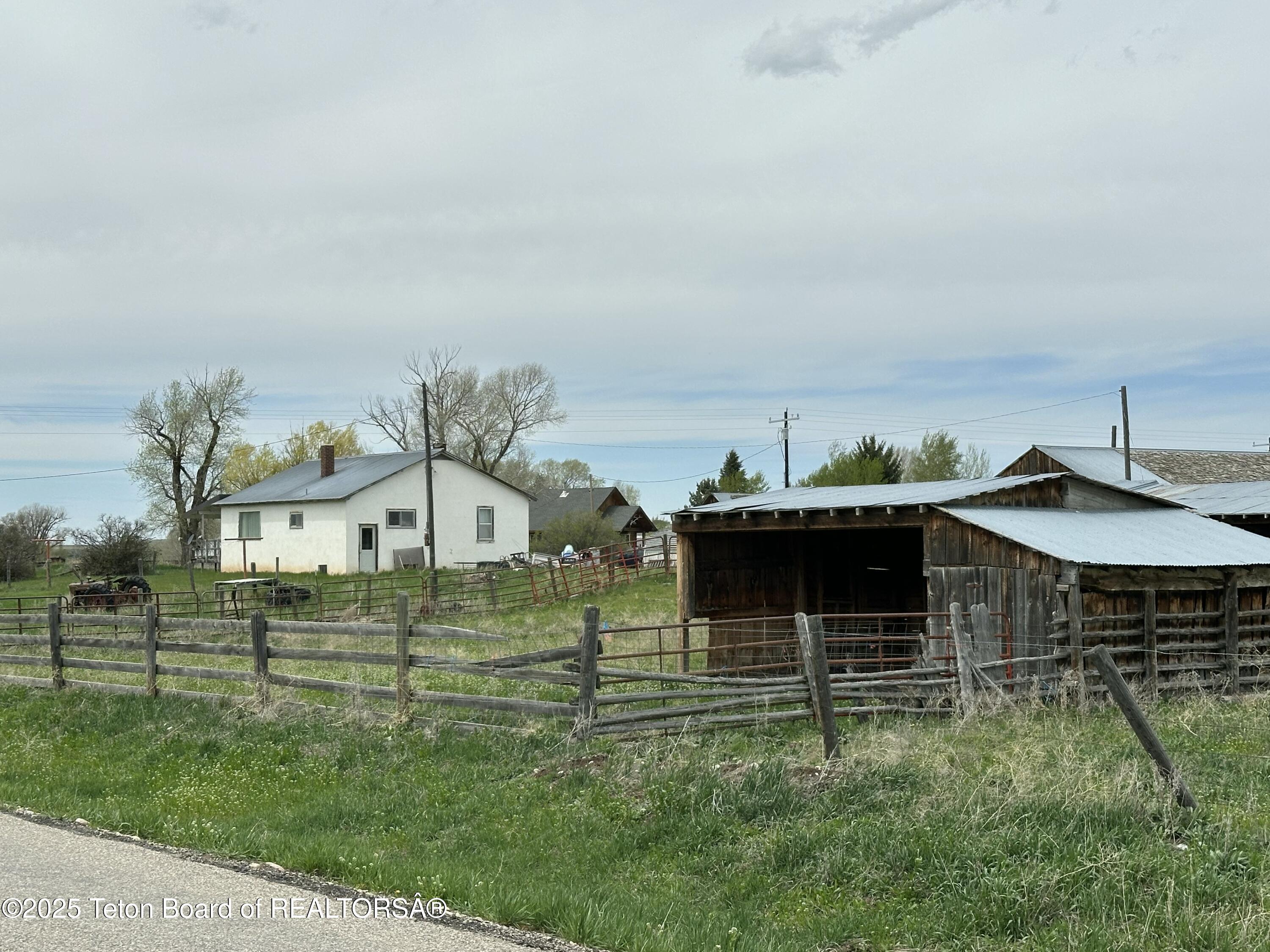 5775 N 500 W 5775 N 500 W