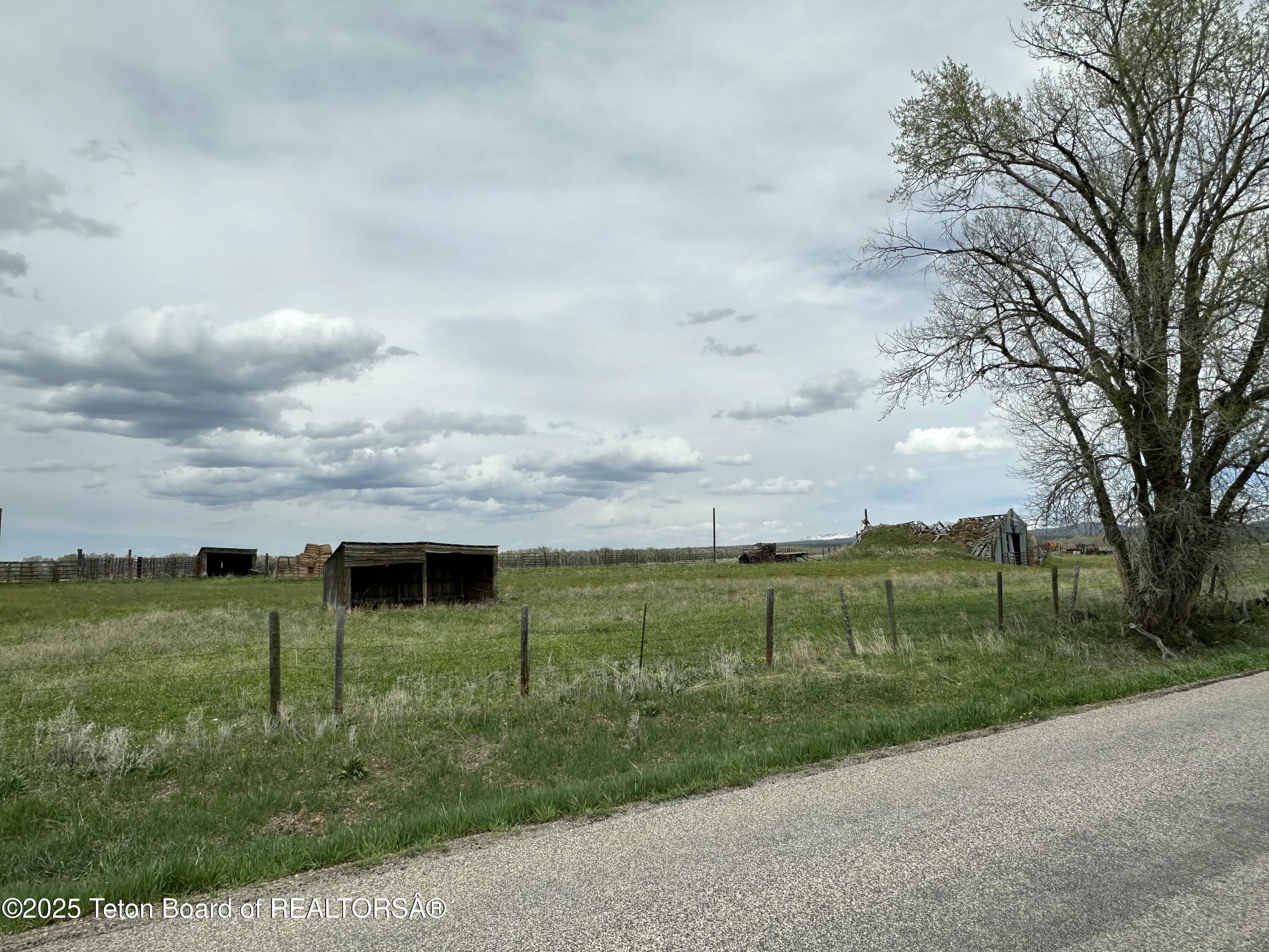 5775 N 500 W 5775 N 500 W