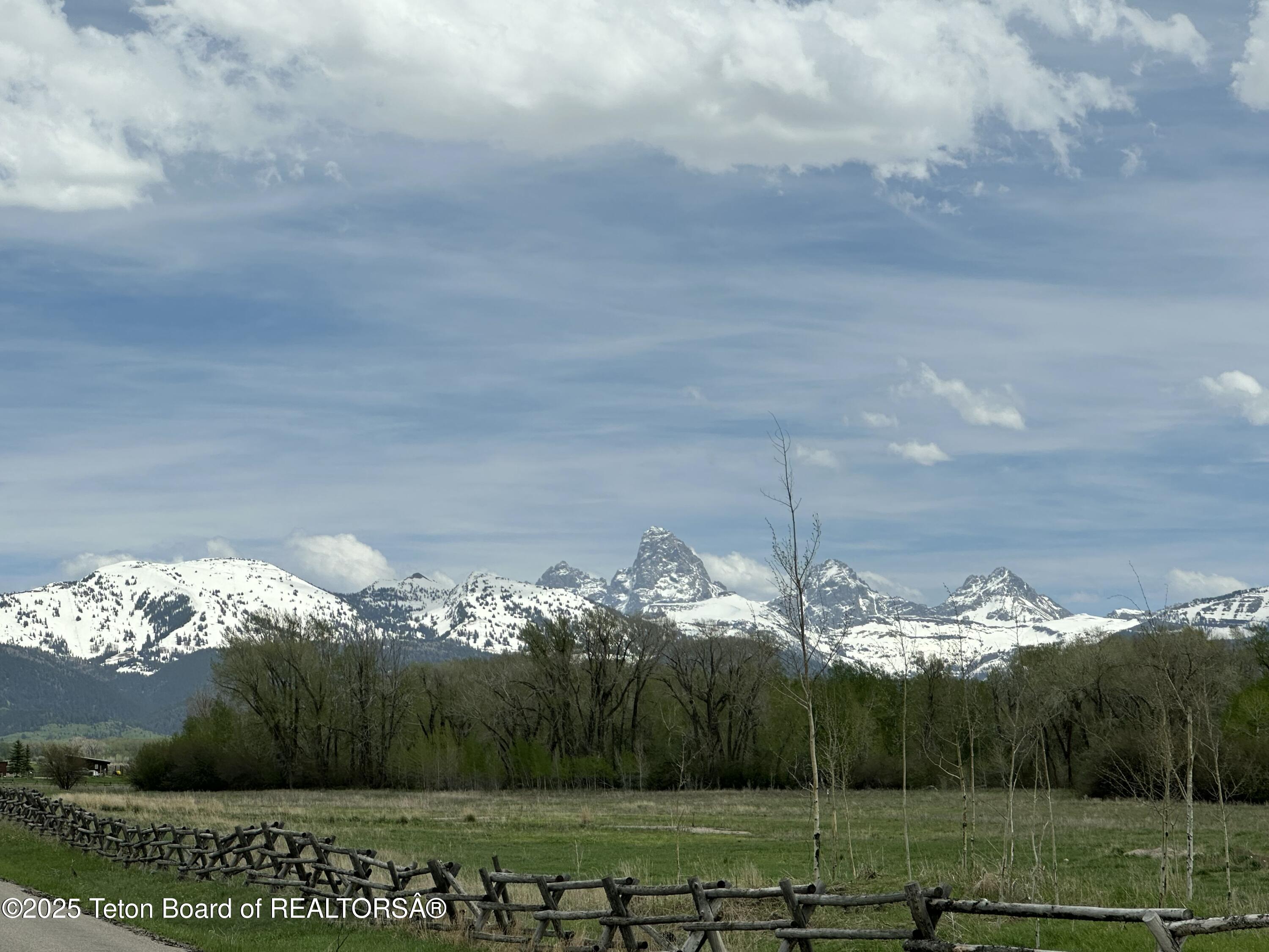 5775 N 500 W 5775 N 500 W