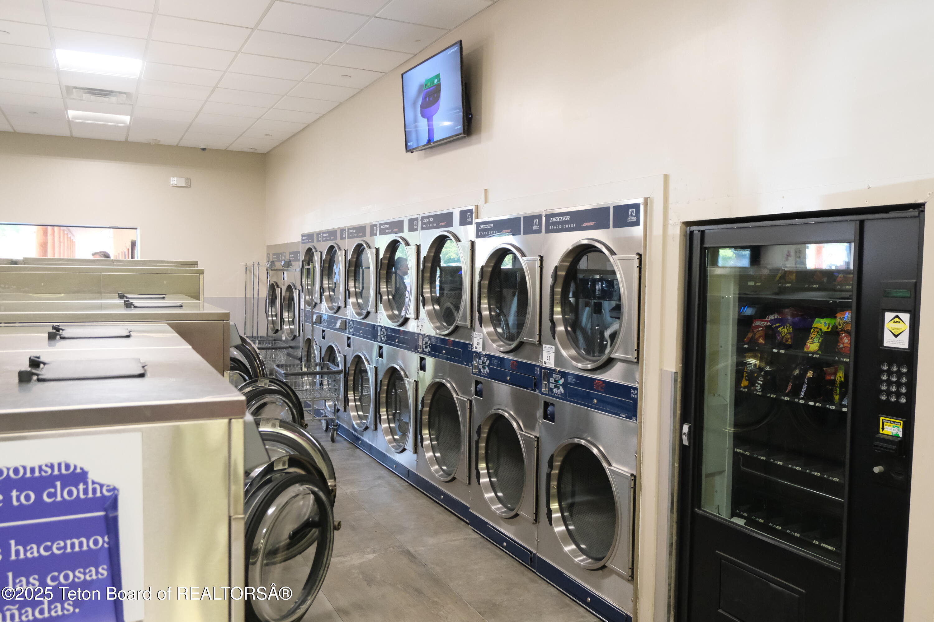 850 W BROADWAY Avenue, F