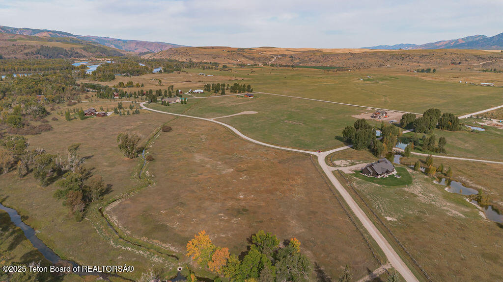 TBD WHITE TAIL Drive