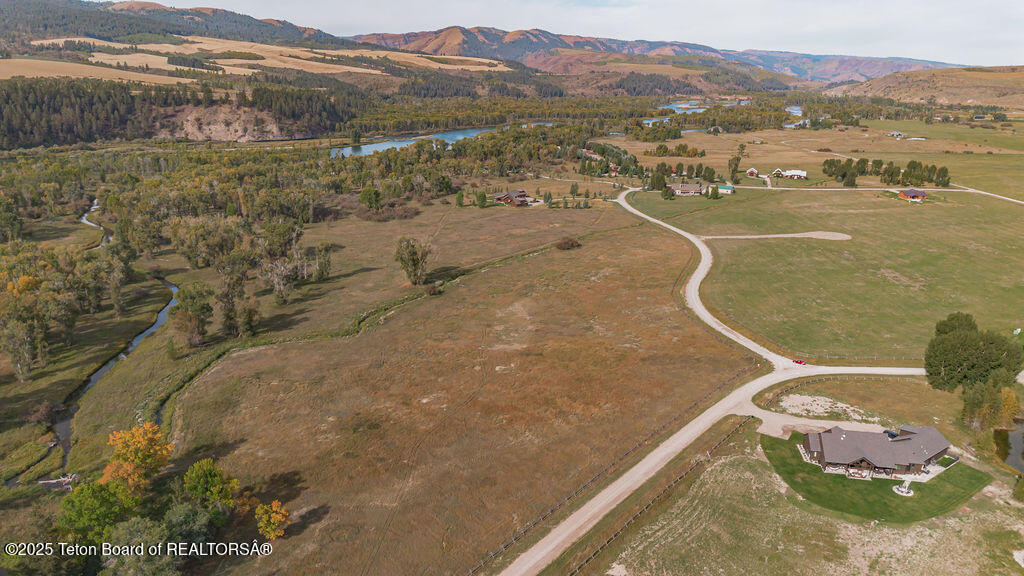 TBD WHITE TAIL Drive