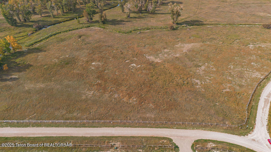 TBD WHITE TAIL Drive