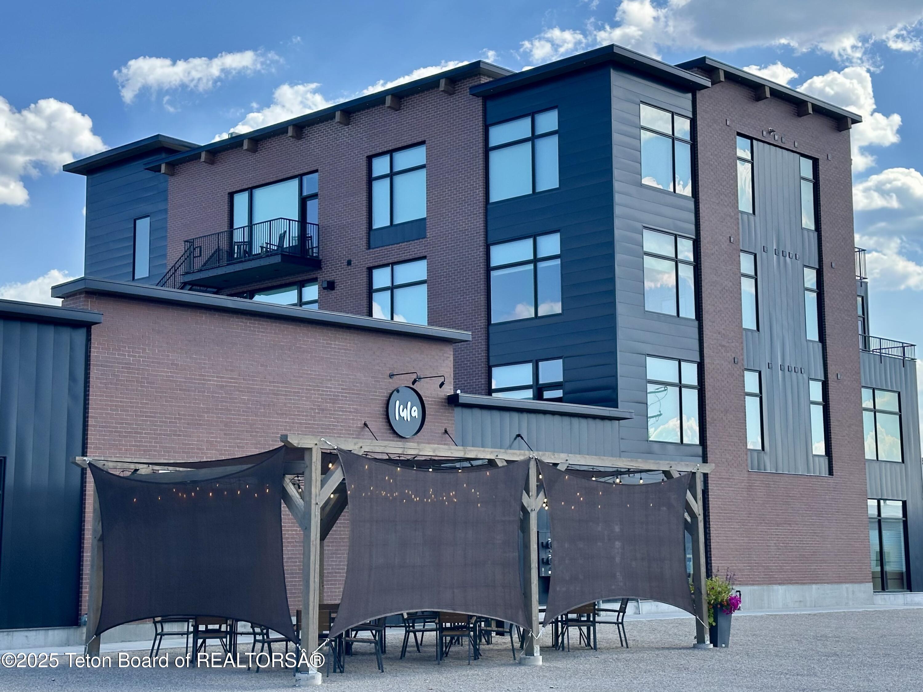 75 W BATES Road 103