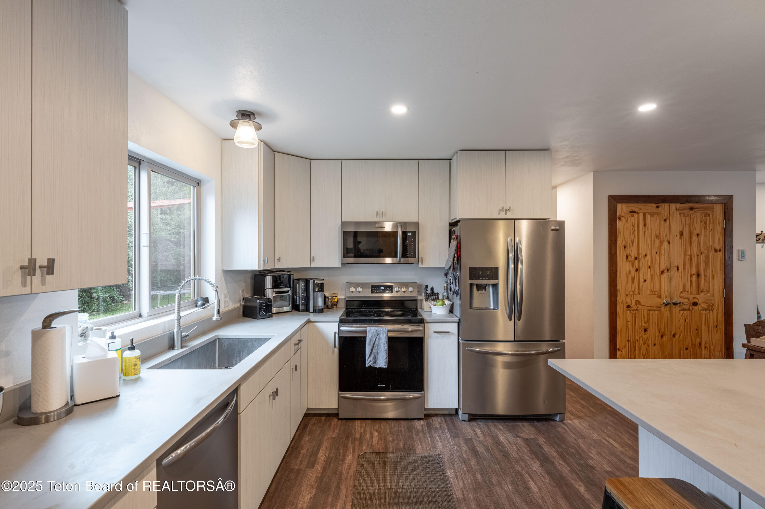 2057 CORNER CREEK Lane, 2