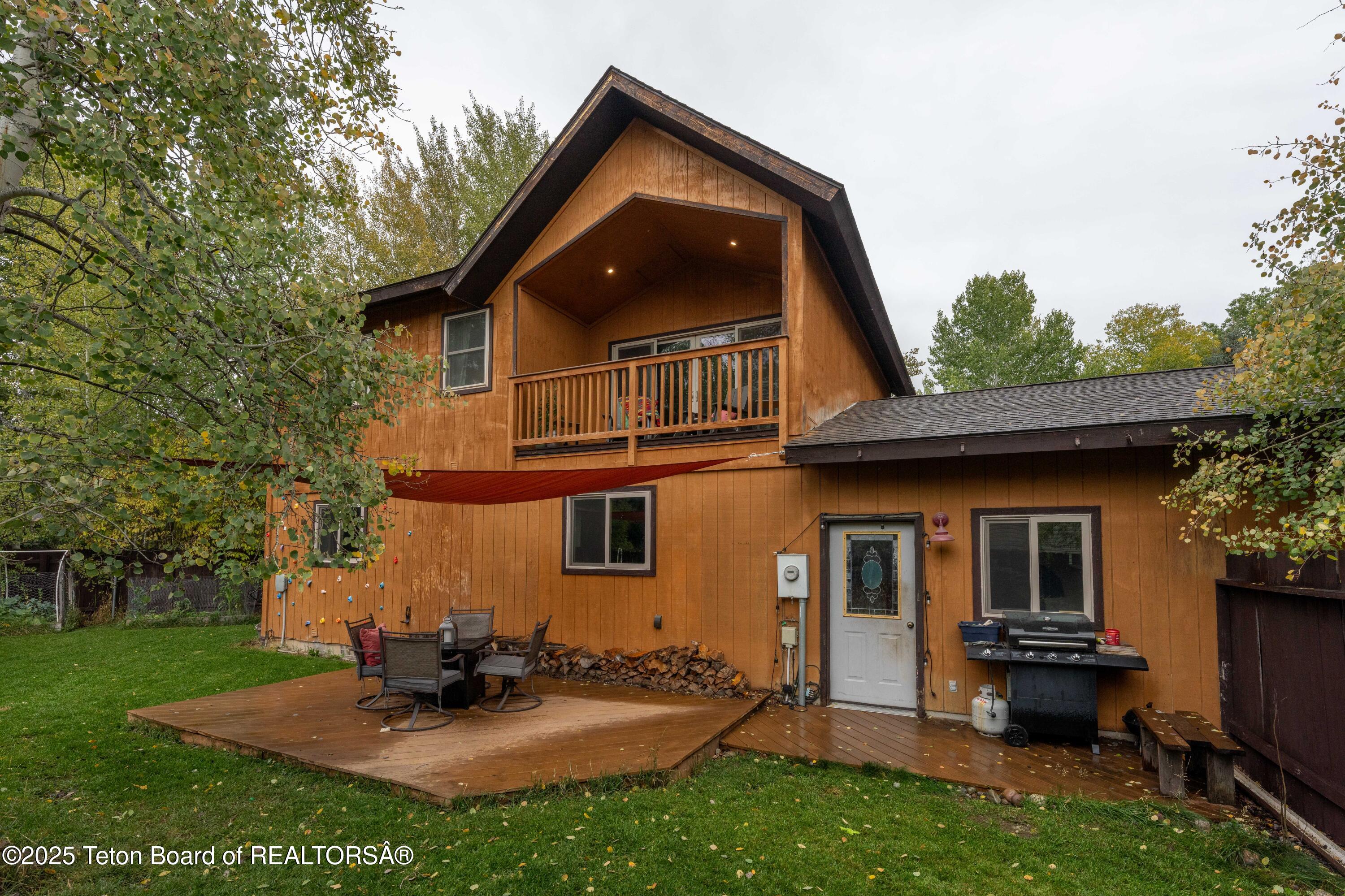 2057 CORNER CREEK Lane, 2