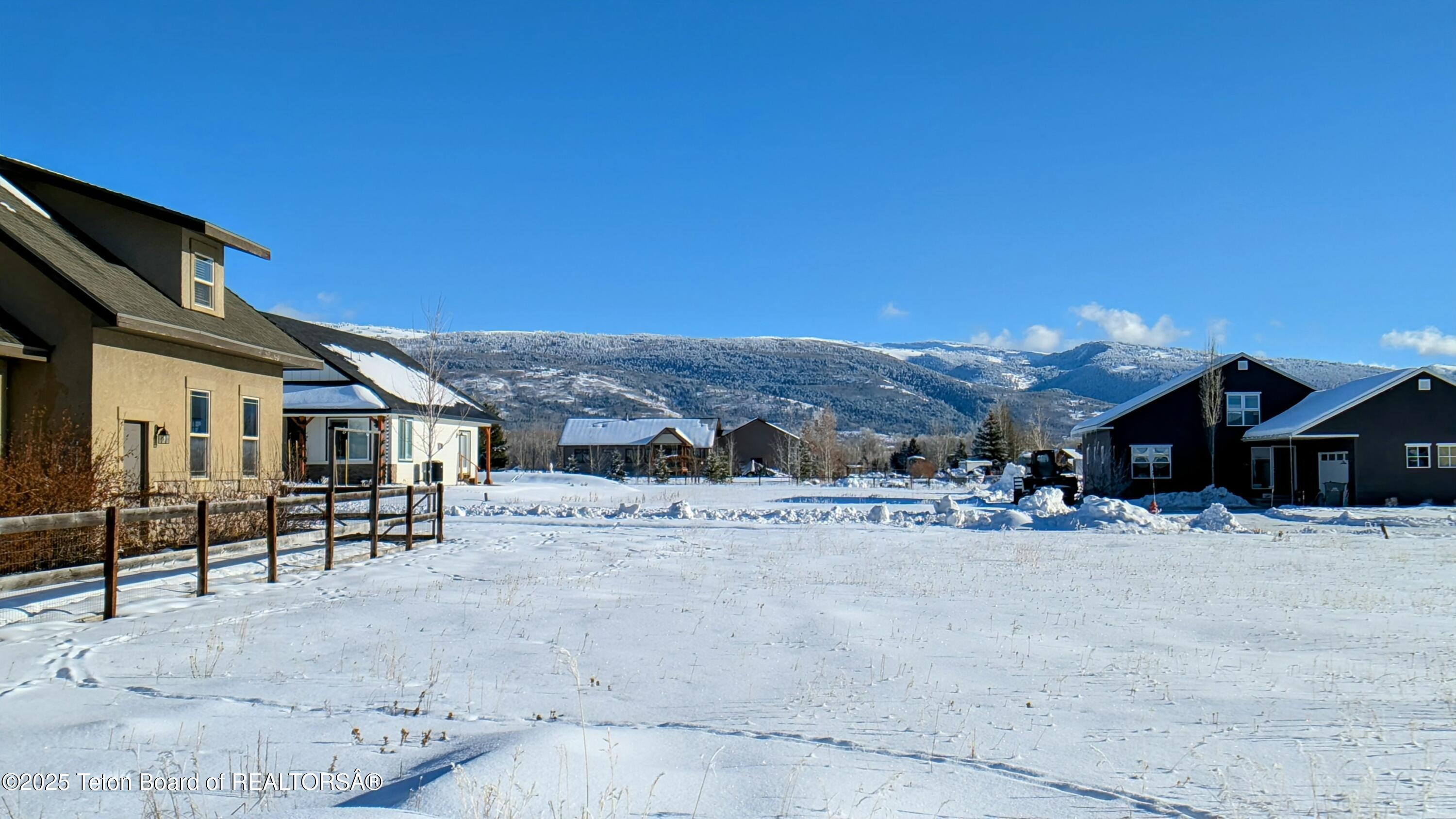 1135 WIND RIVER Trail