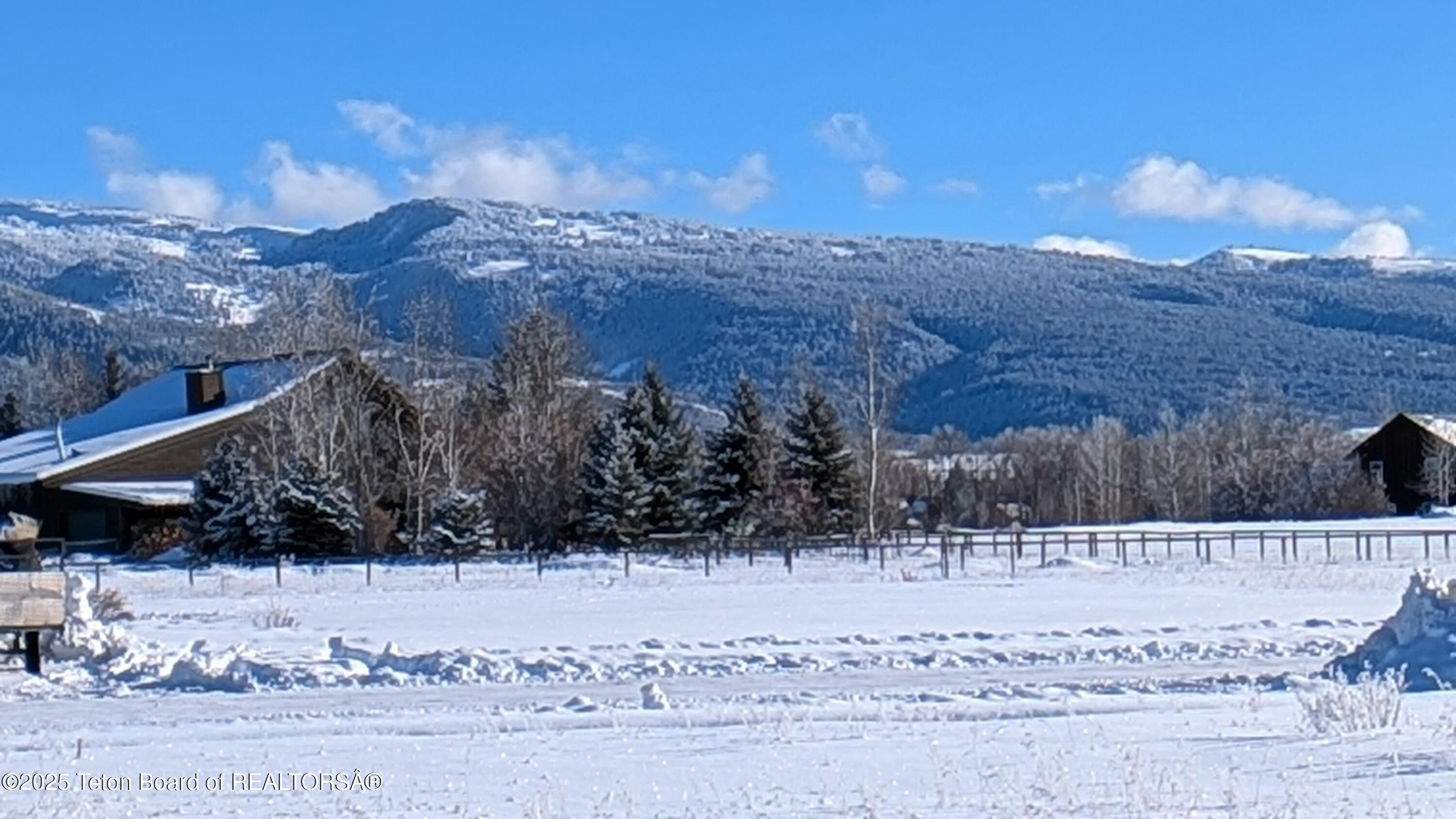 1135 WIND RIVER Trail