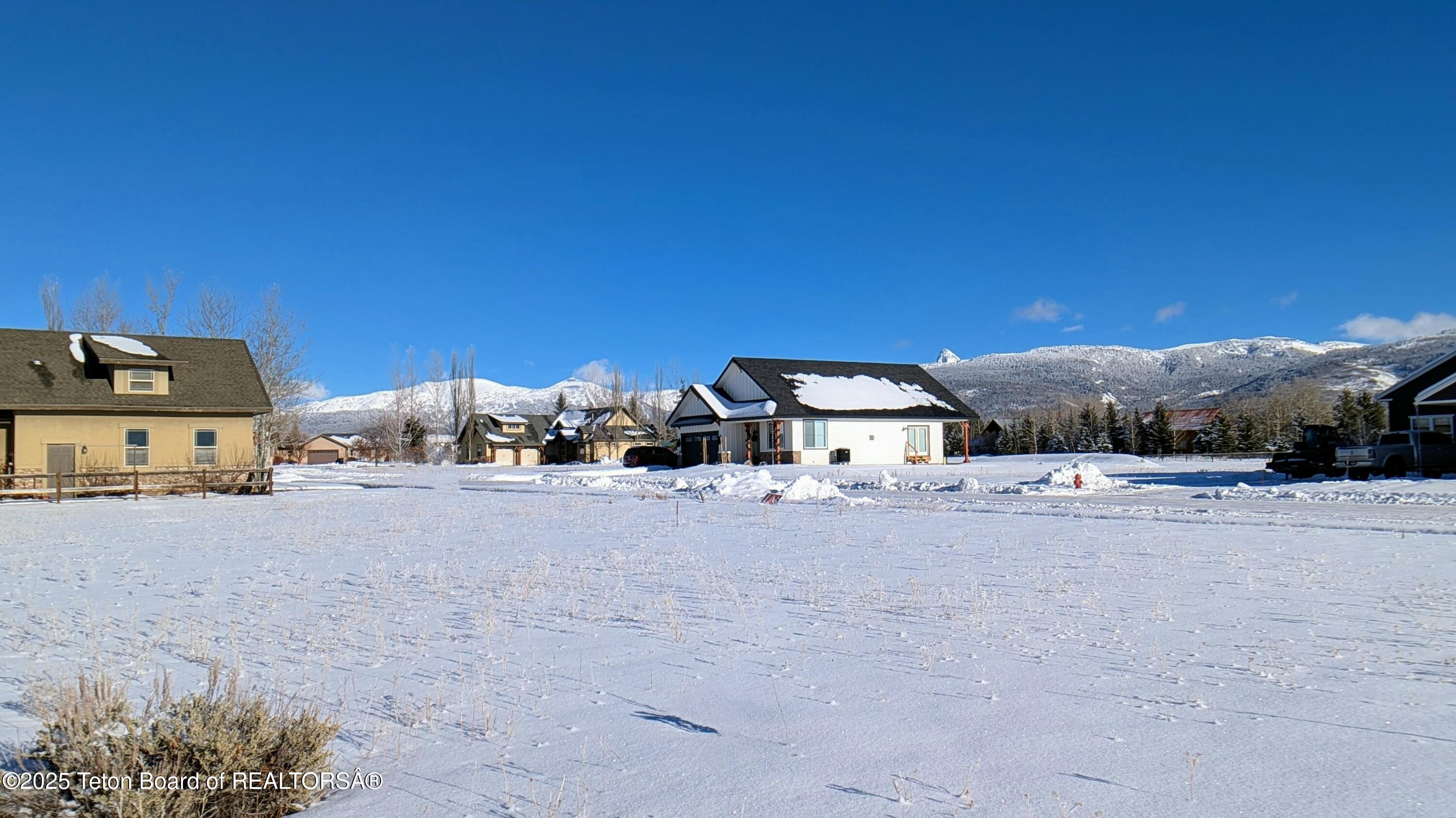 1135 WIND RIVER Trail