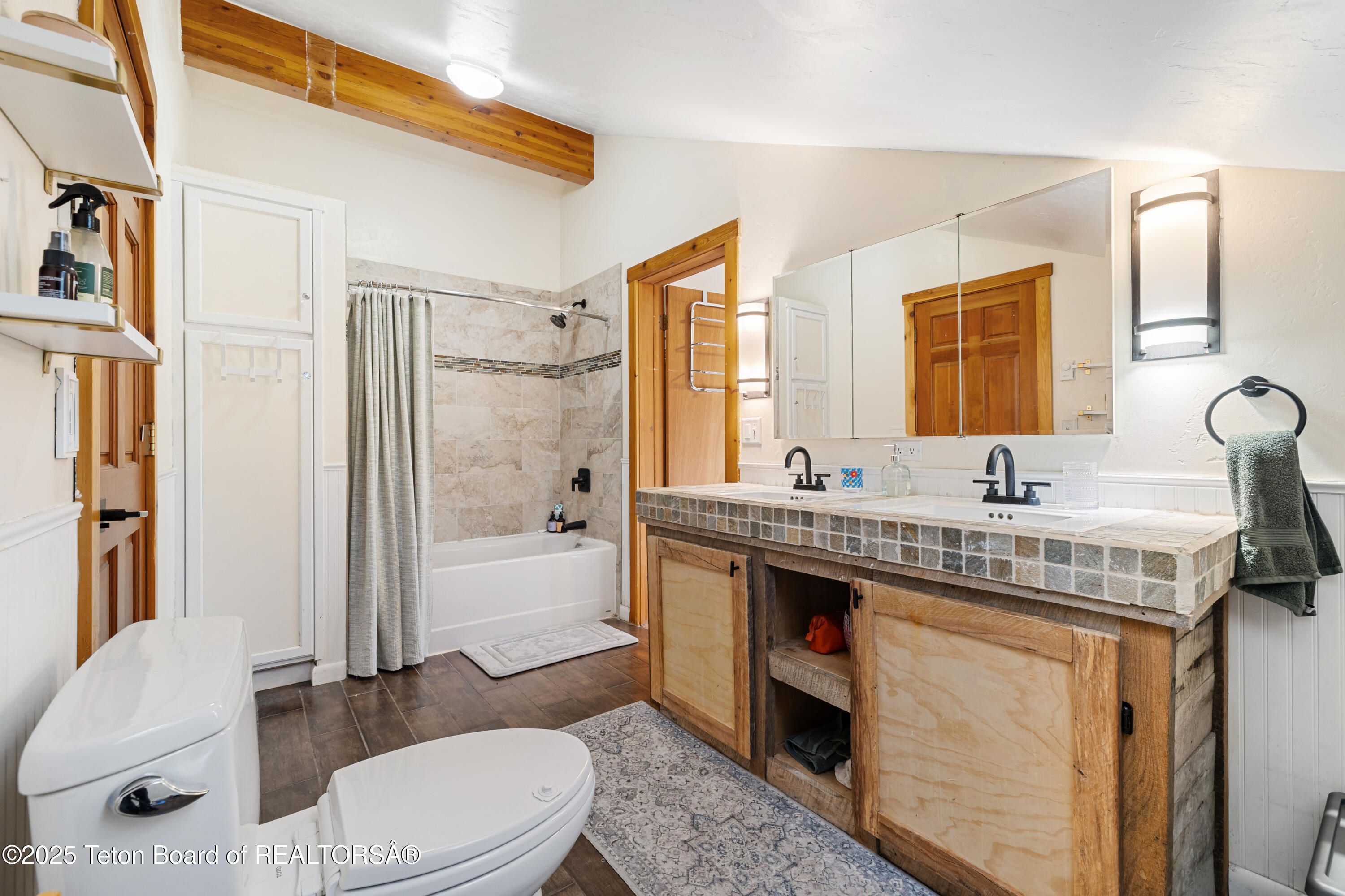 1185 W HAY SLED Drive