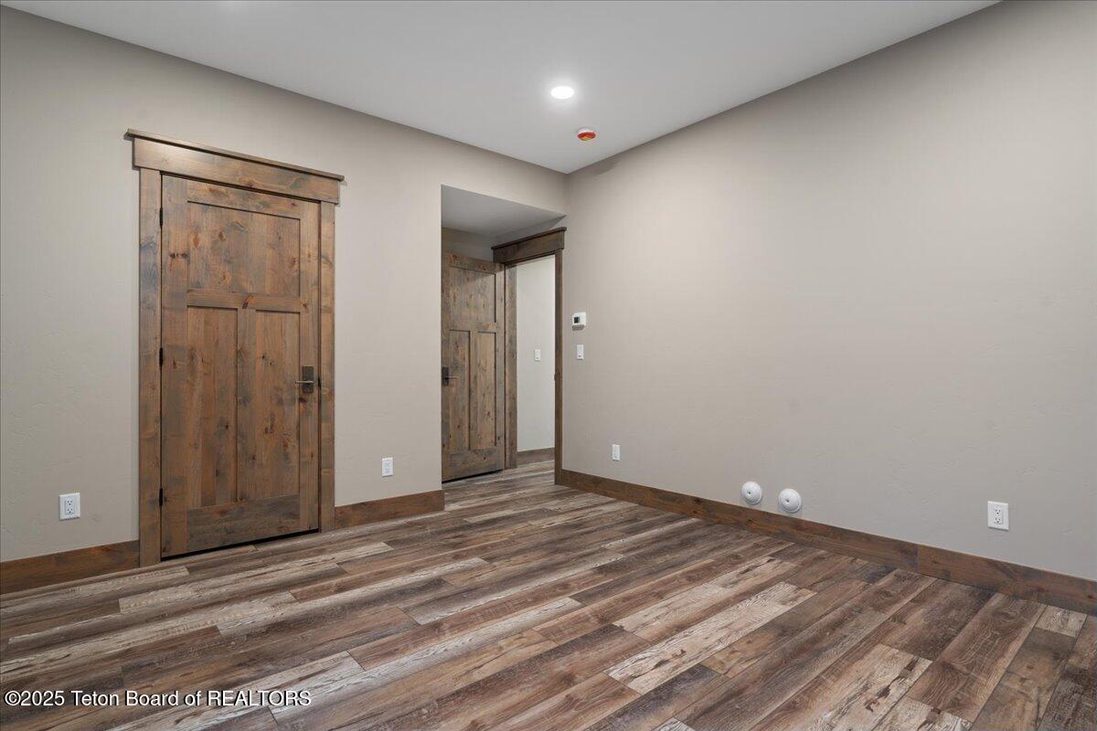 5727 FOREST RIDGE Road