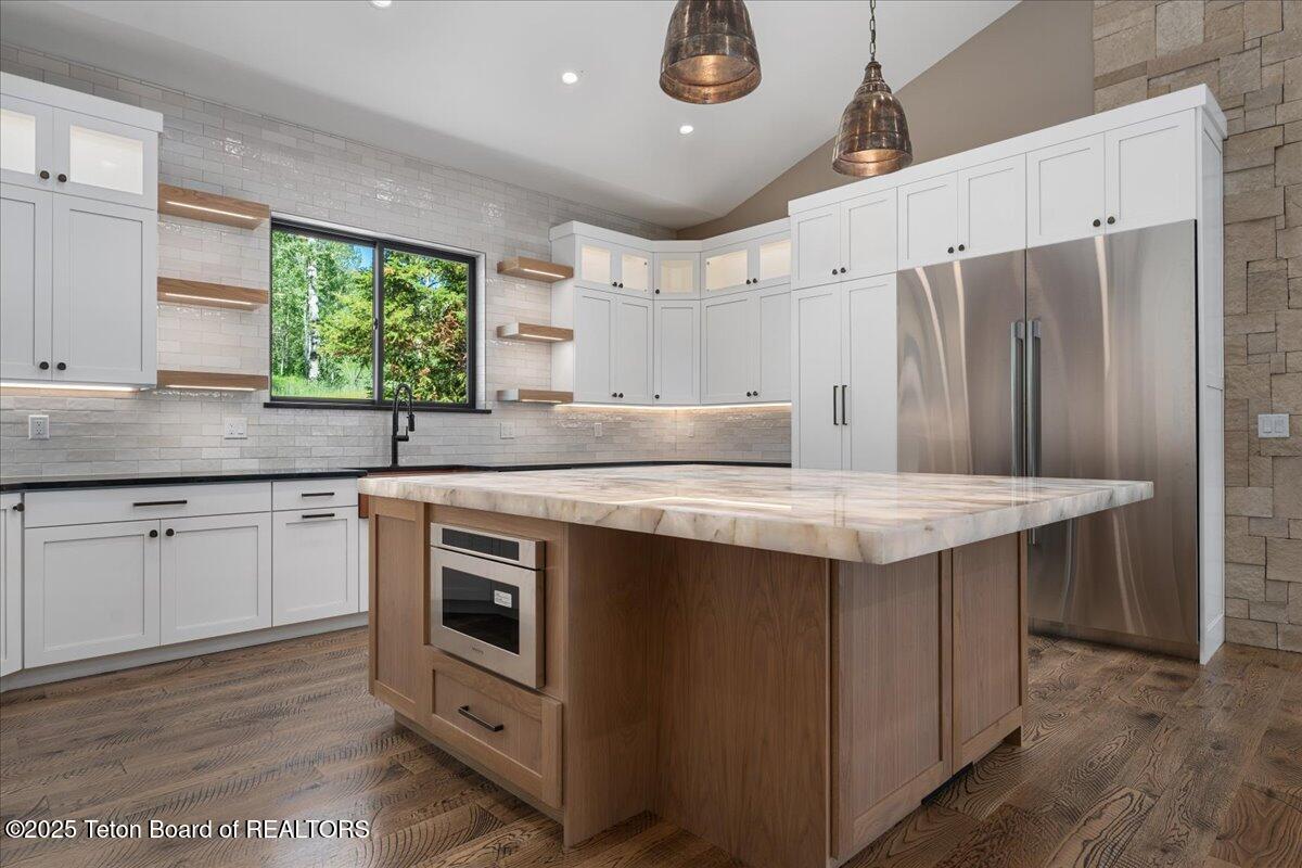 5727 FOREST RIDGE Road