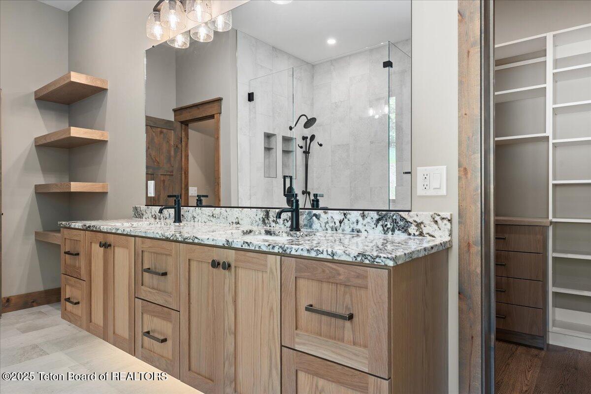 5727 FOREST RIDGE Road