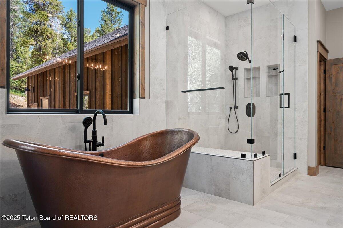 5727 FOREST RIDGE Road