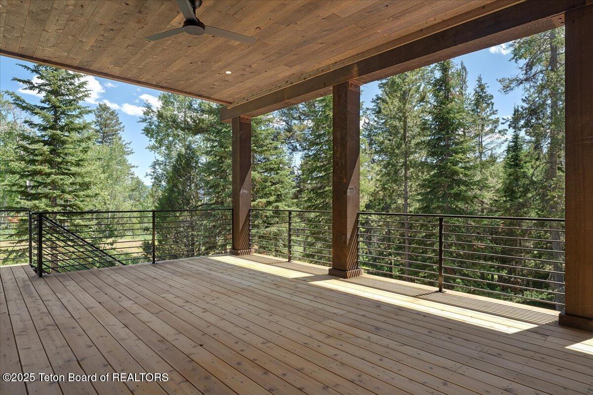 5727 FOREST RIDGE Road