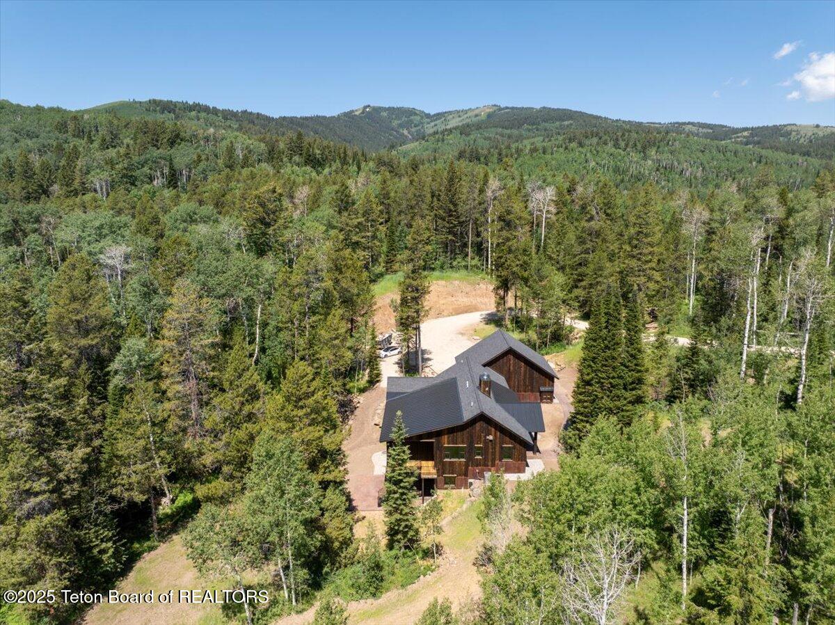 5727 FOREST RIDGE Road