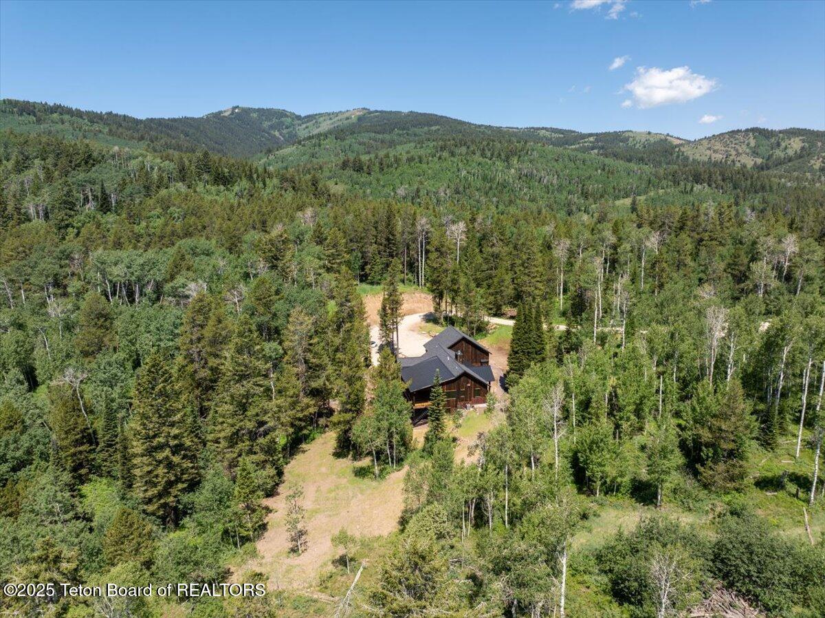 5727 FOREST RIDGE Road