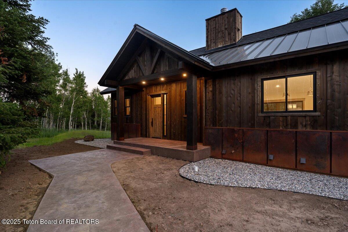 5727 FOREST RIDGE Road