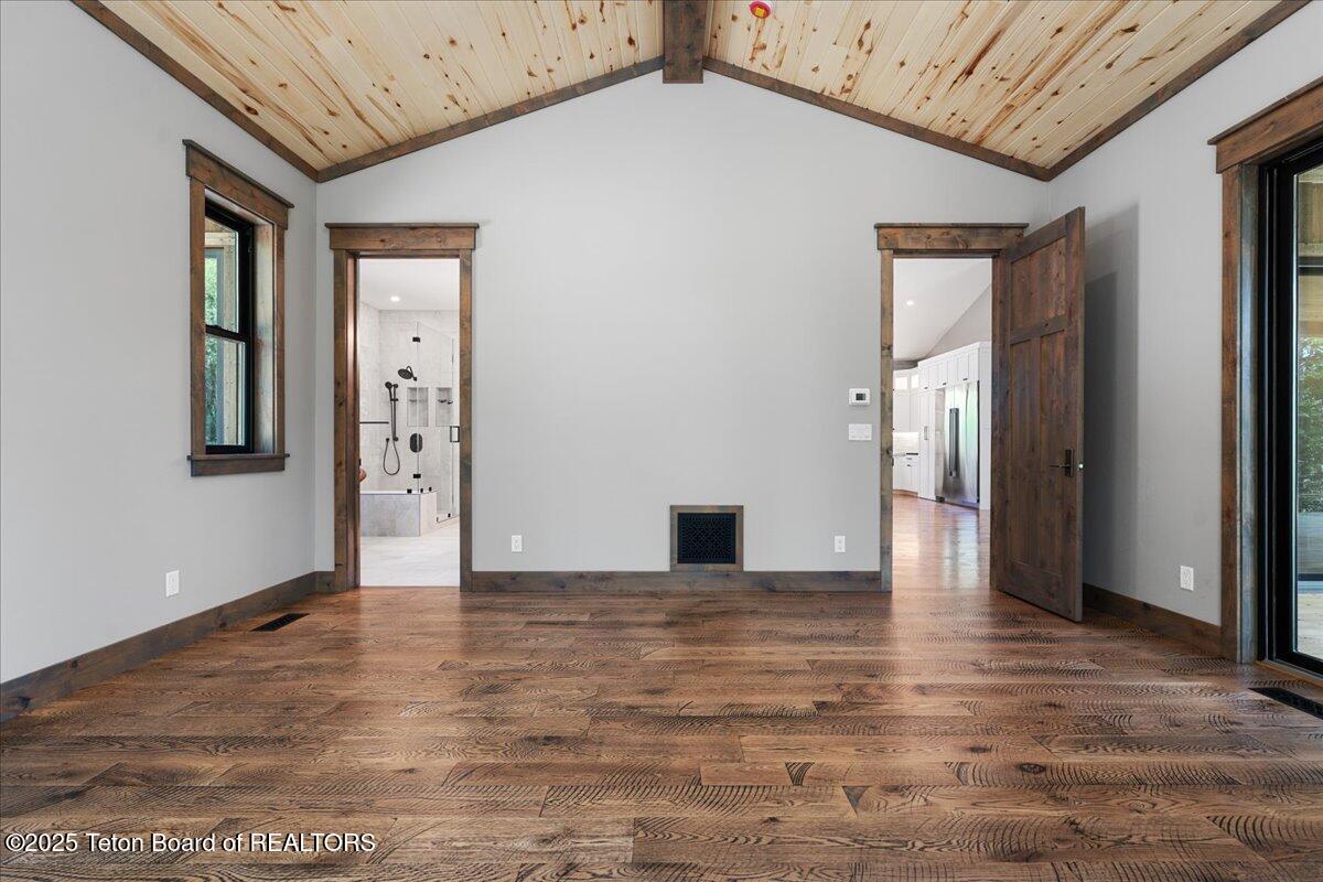 5727 FOREST RIDGE Road