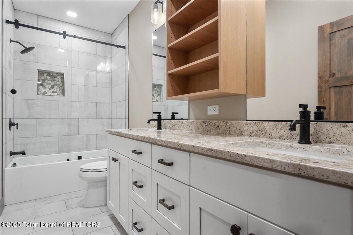 5727 FOREST RIDGE Road