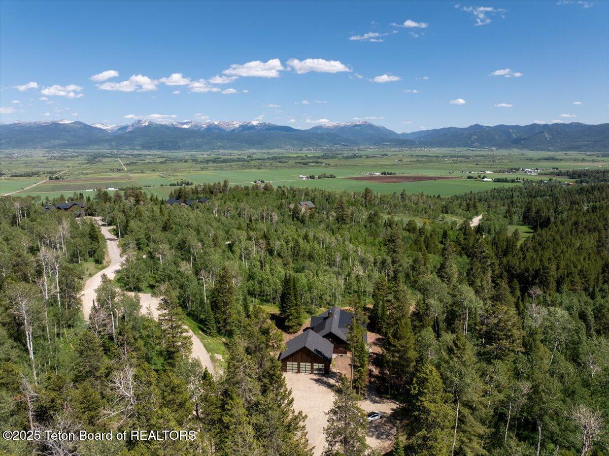 5727 FOREST RIDGE Road