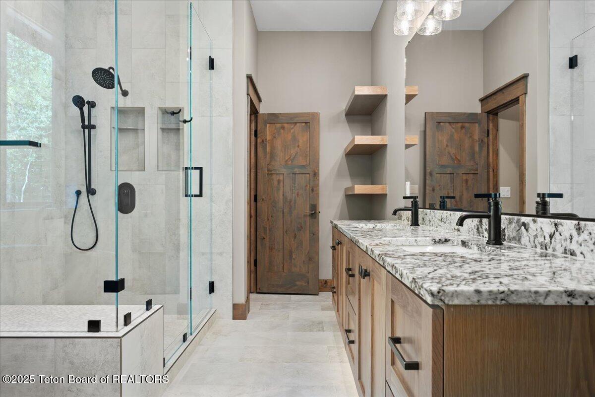 5727 FOREST RIDGE Road