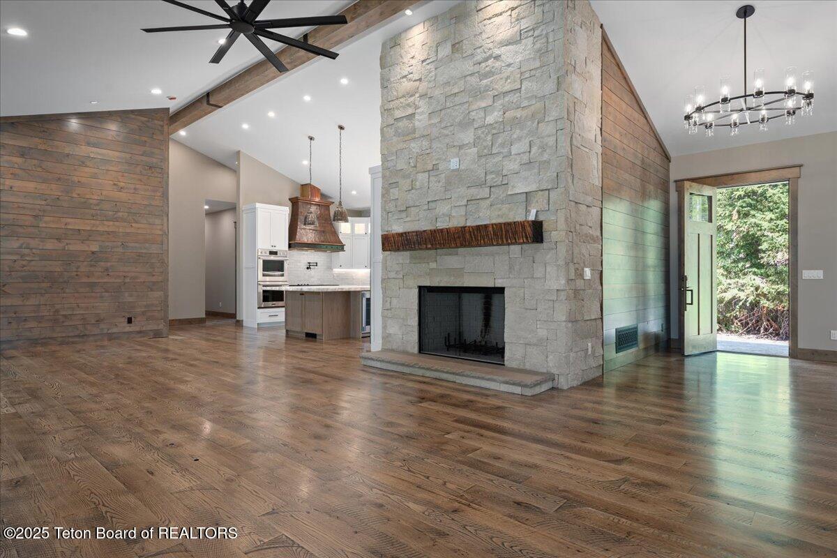 5727 FOREST RIDGE Road