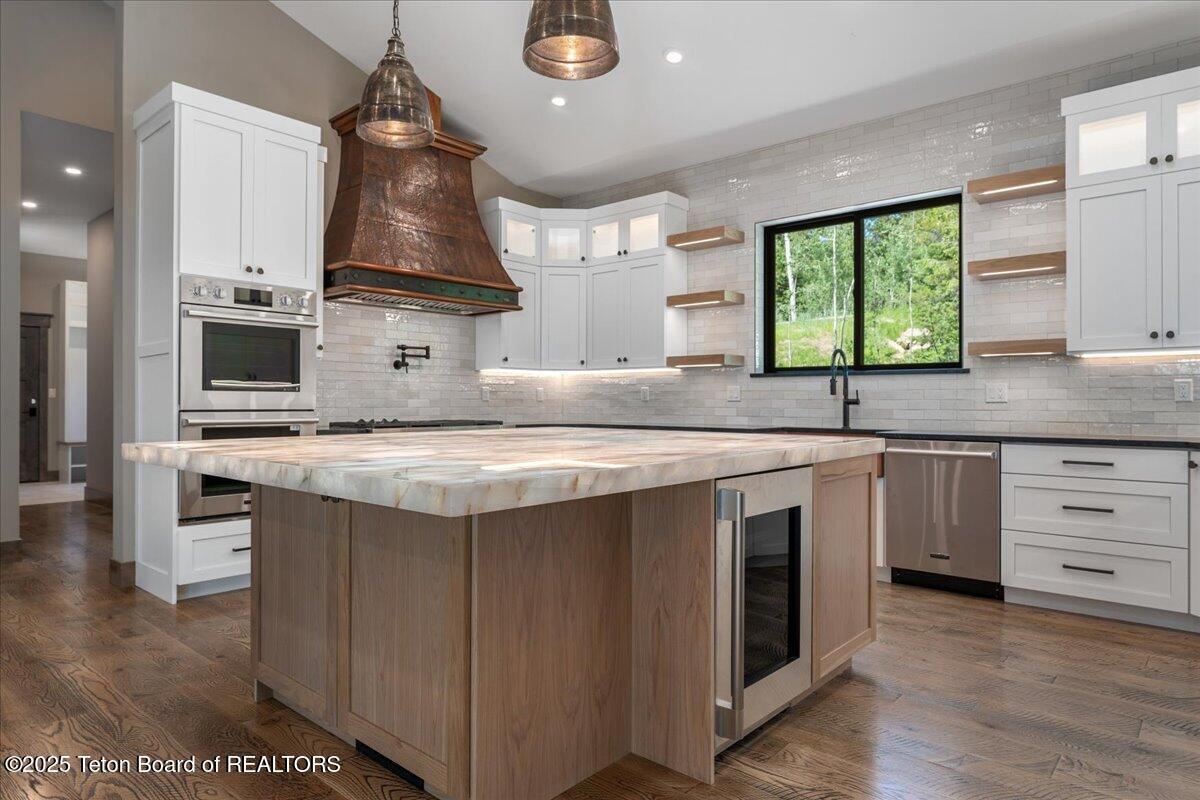 5727 FOREST RIDGE Road