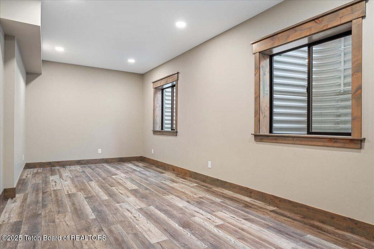 5727 FOREST RIDGE Road