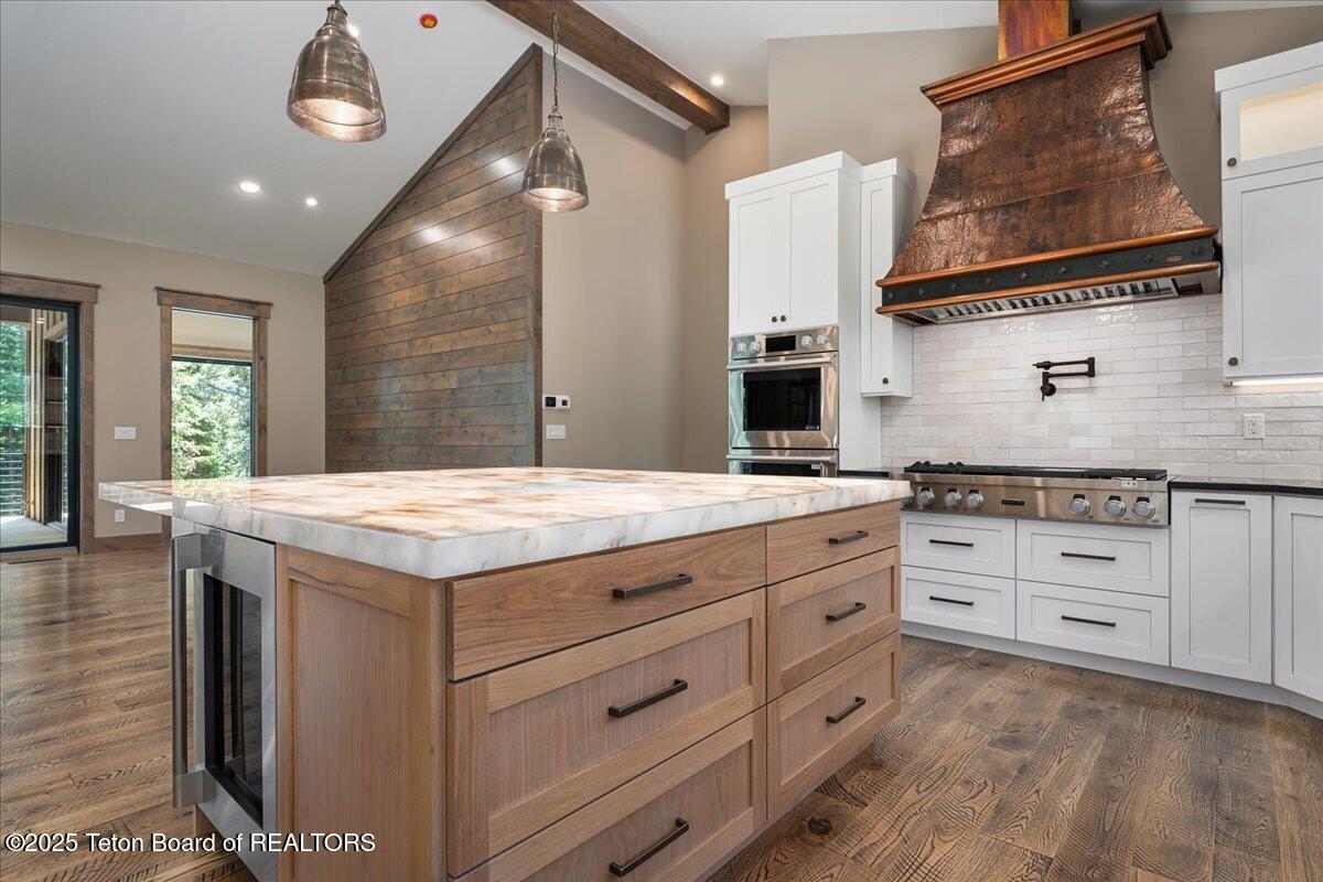 5727 FOREST RIDGE Road