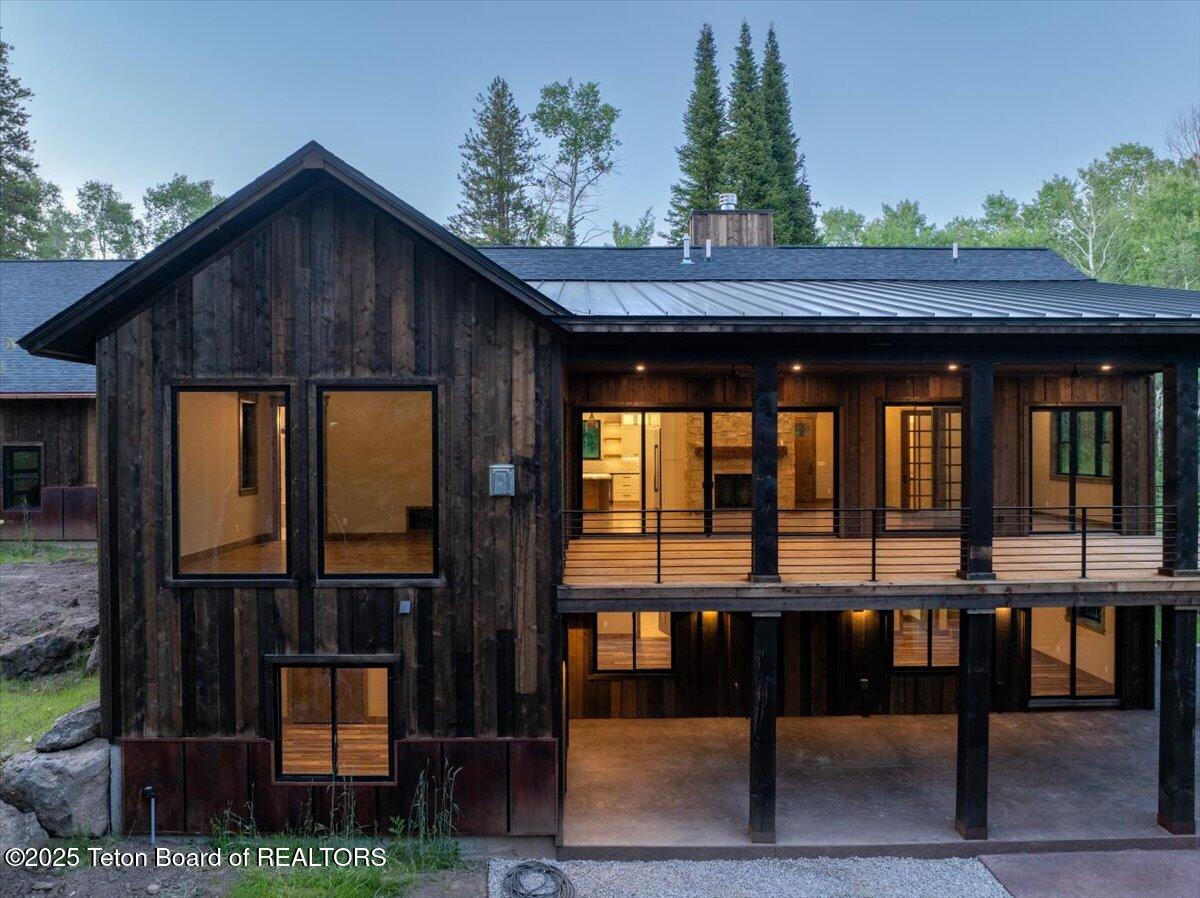 5727 FOREST RIDGE Road