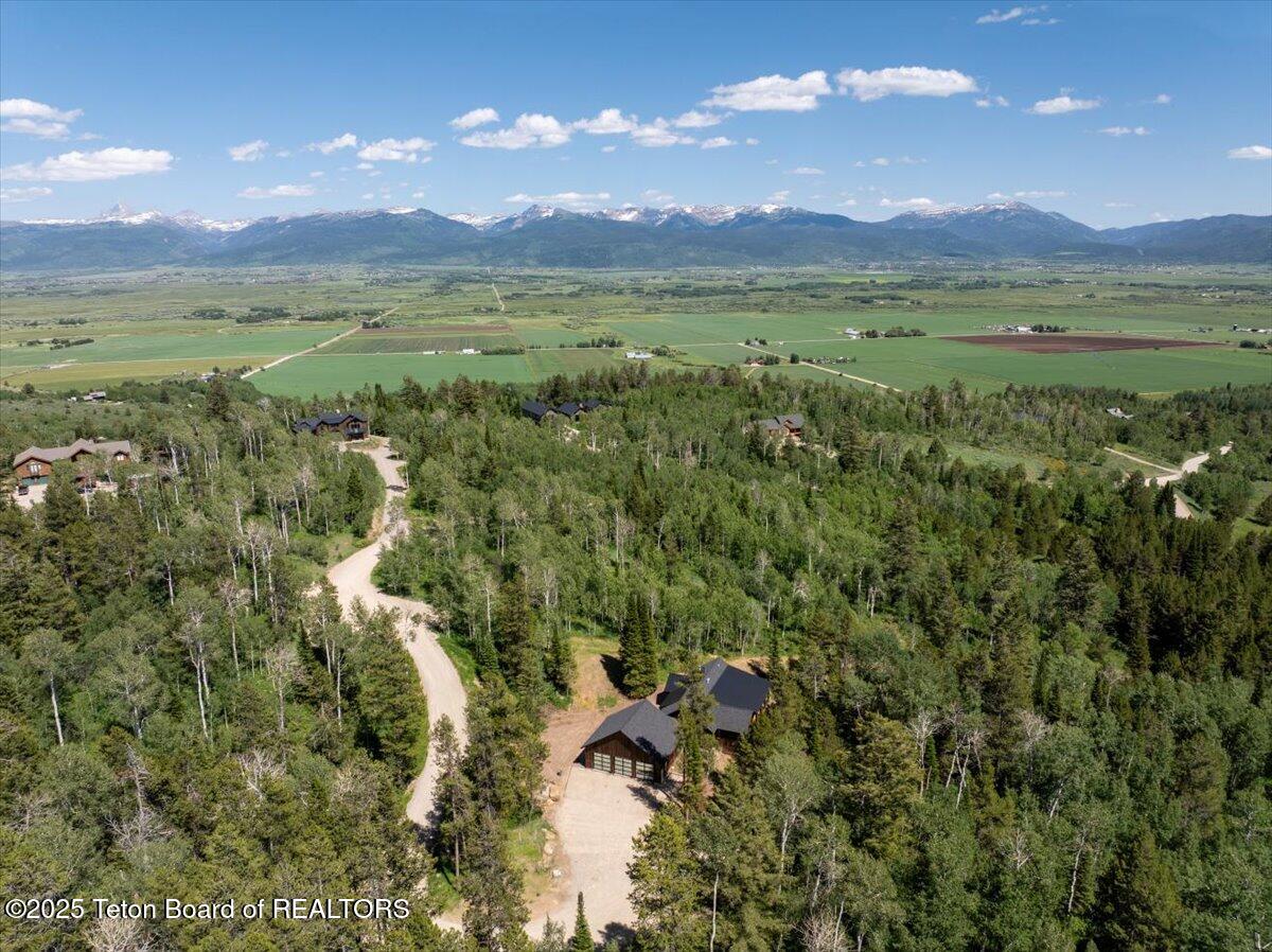 5727 FOREST RIDGE Road