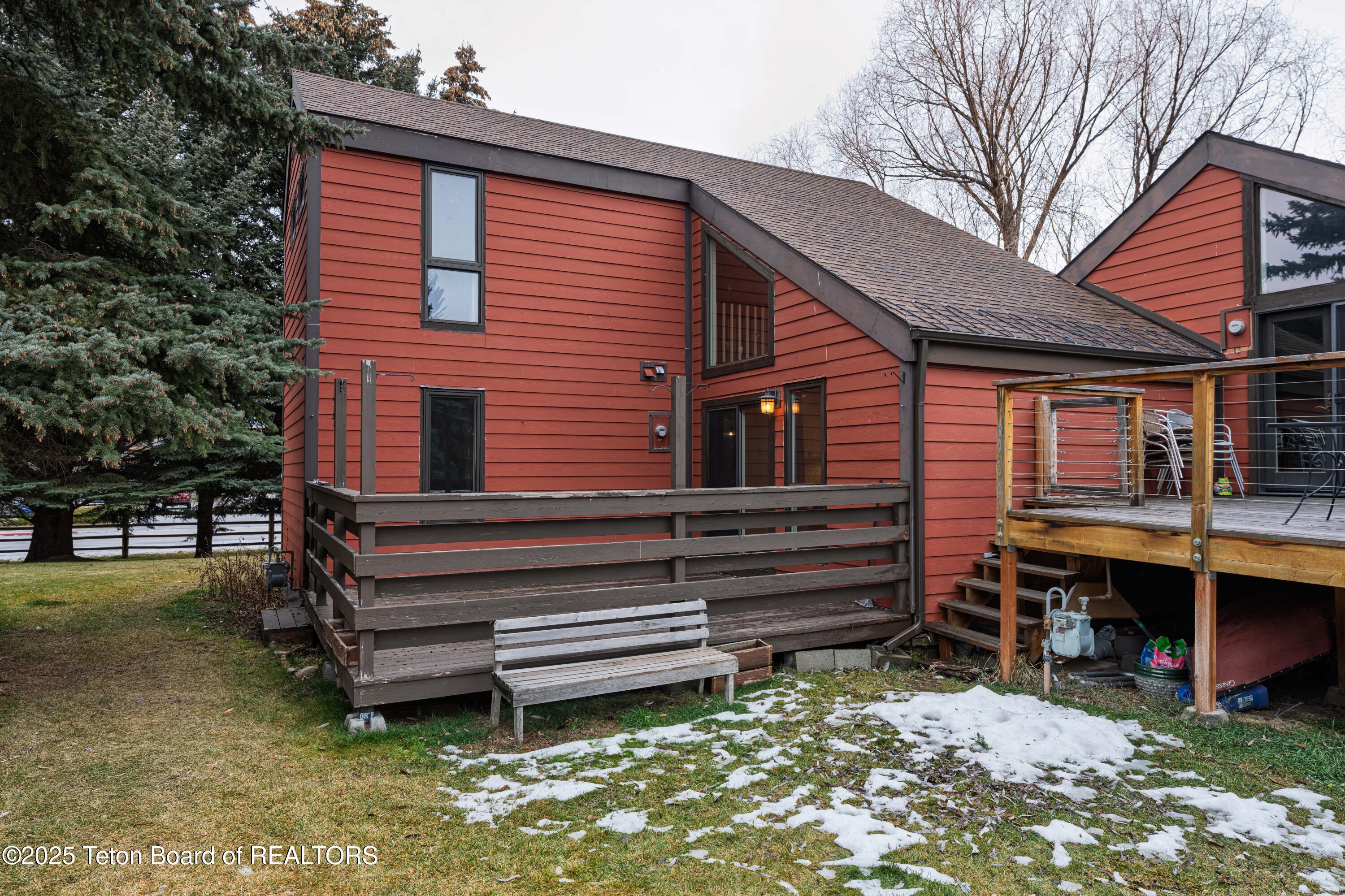 400 POWDERHORN Lane 67