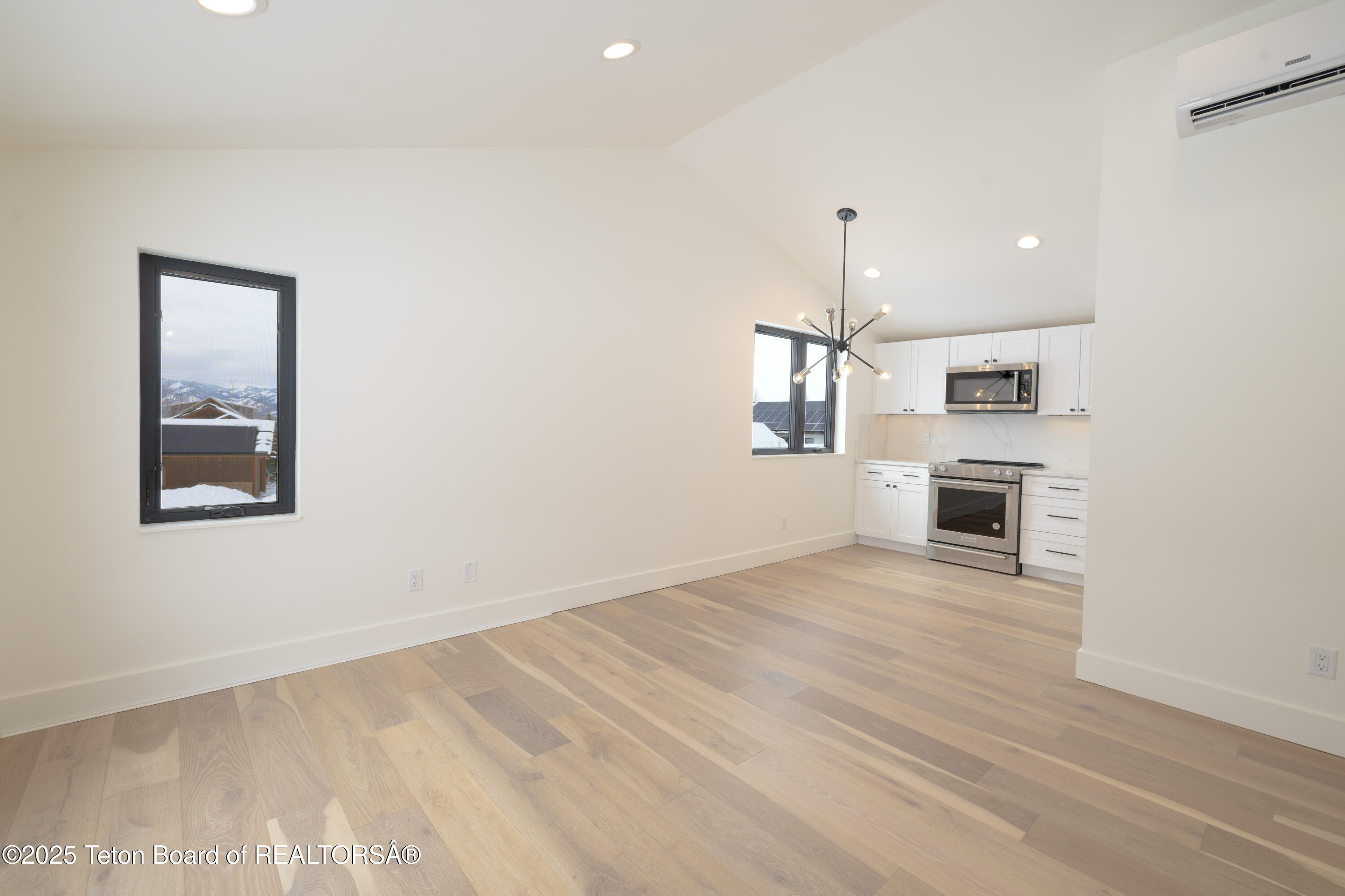 9144 MOUNT BANNON Street