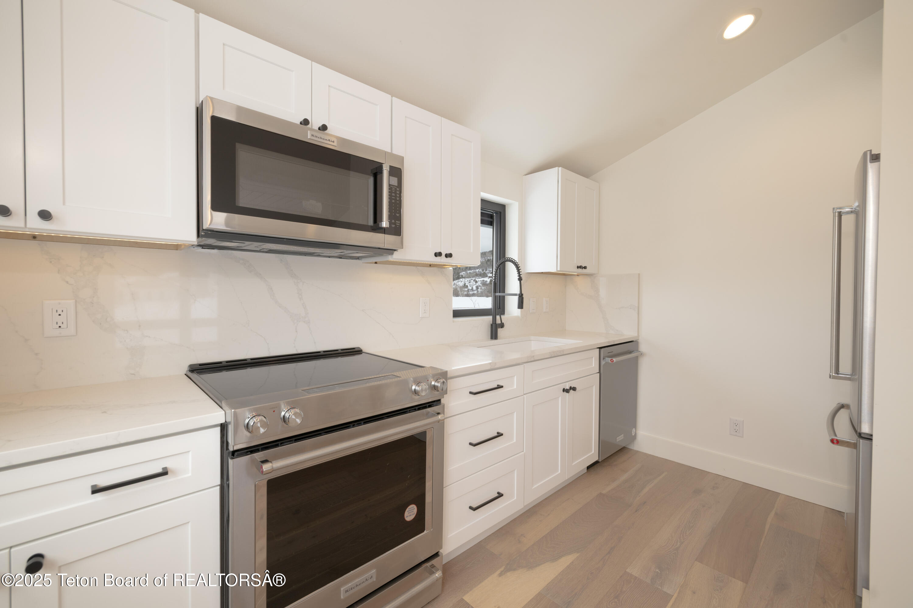 9144 MOUNT BANNON Street