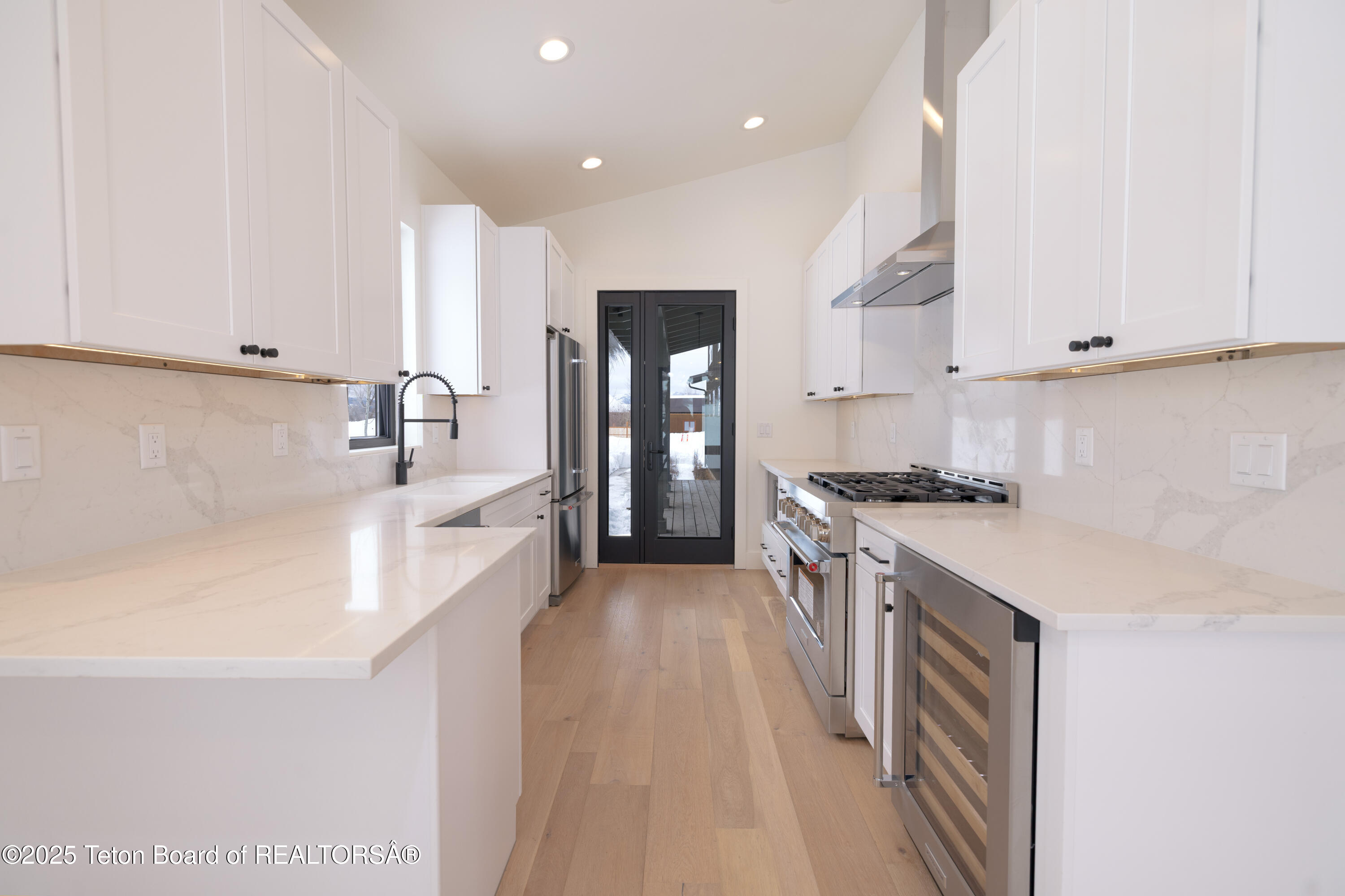 9144 MOUNT BANNON Street