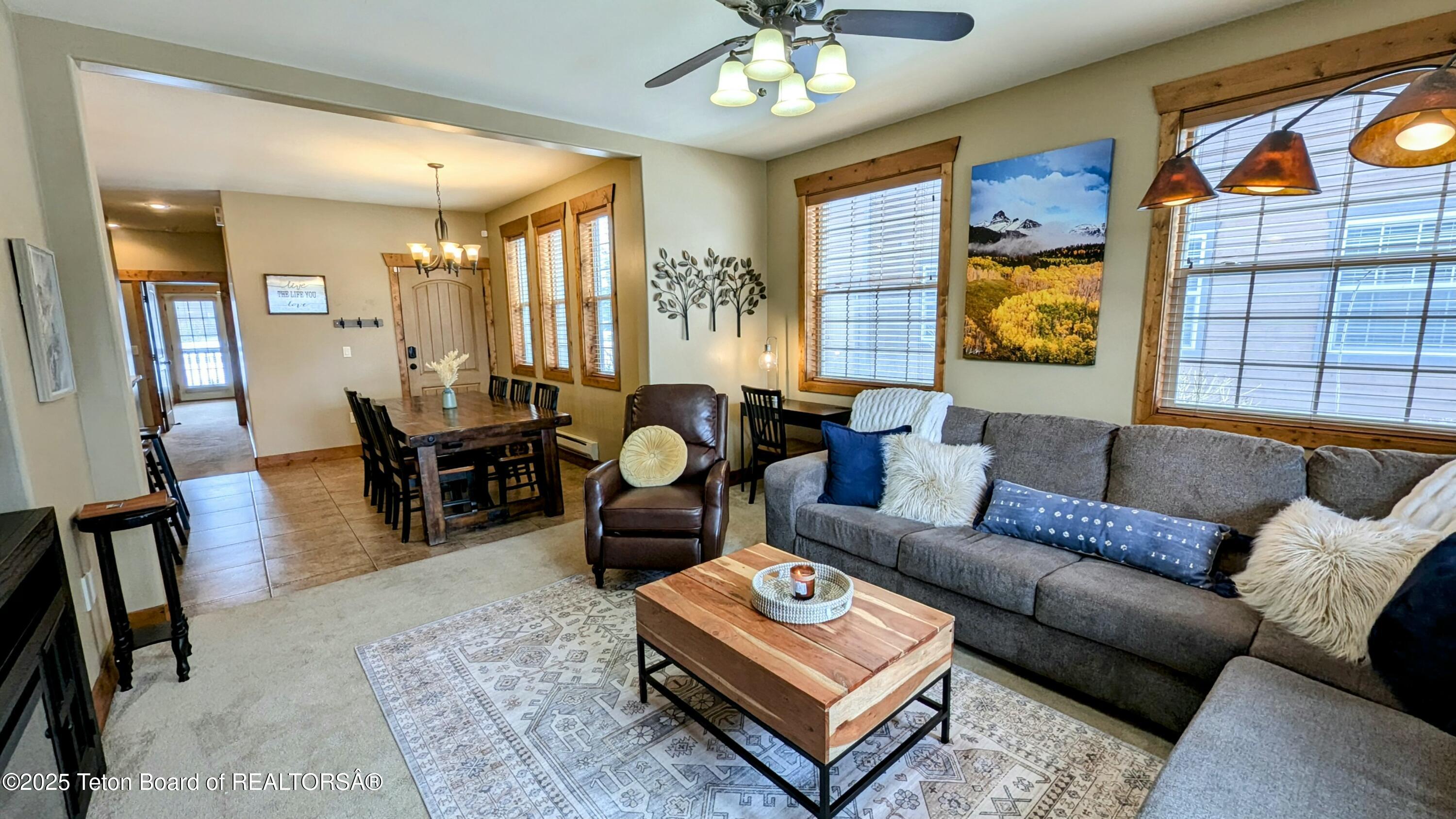 715 MORAINE COURT UNIT 19 GARAGE H