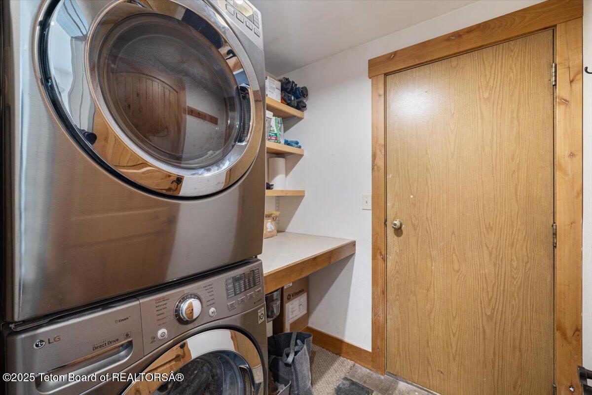 2177 CORNER CREEK Lane