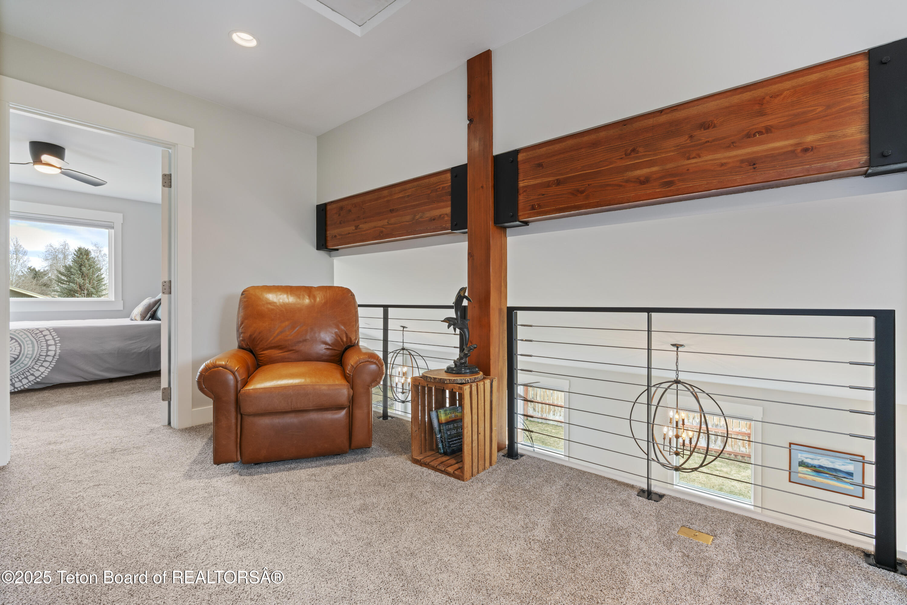 3048 WHITEHOUSE Drive