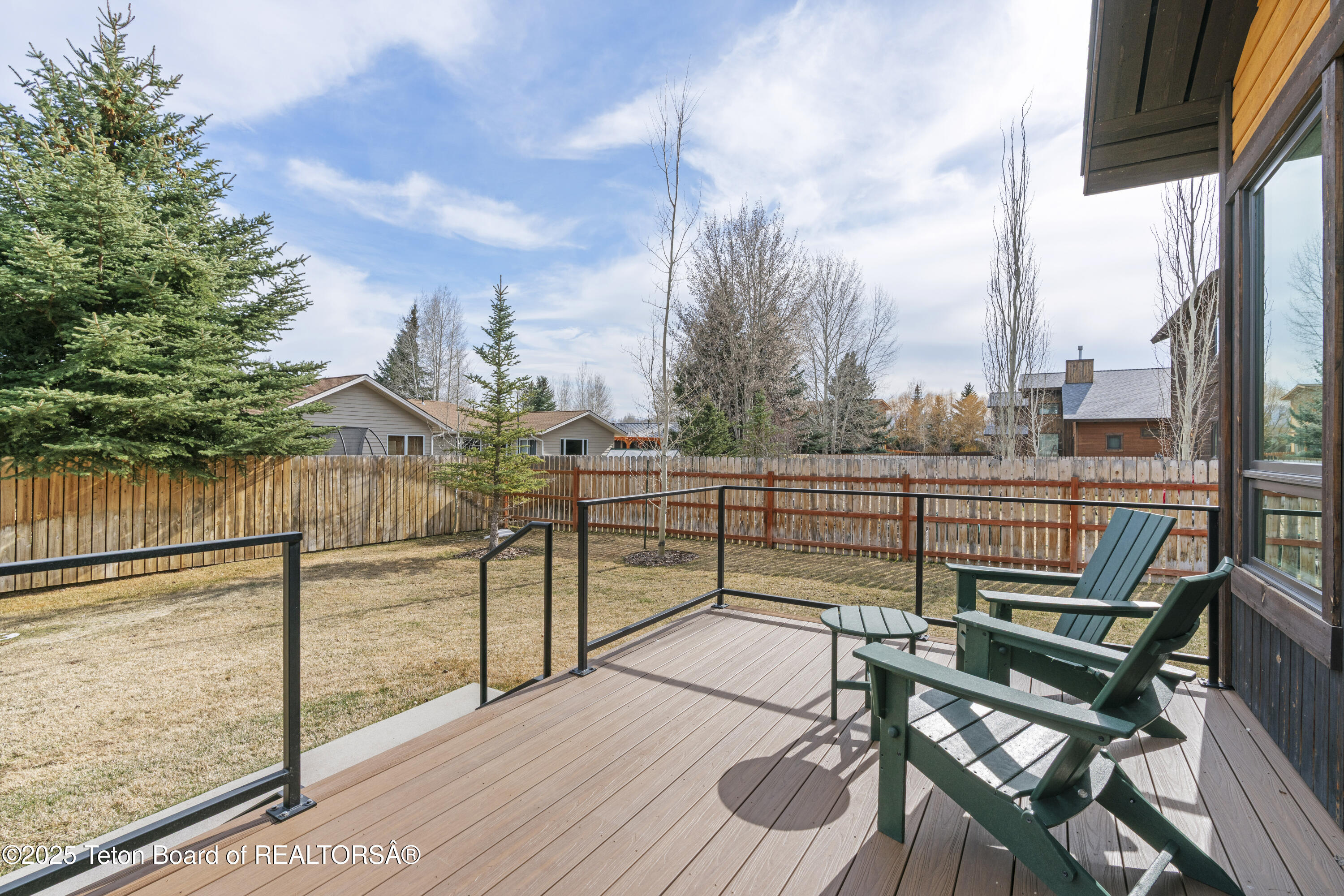 3048 WHITEHOUSE Drive