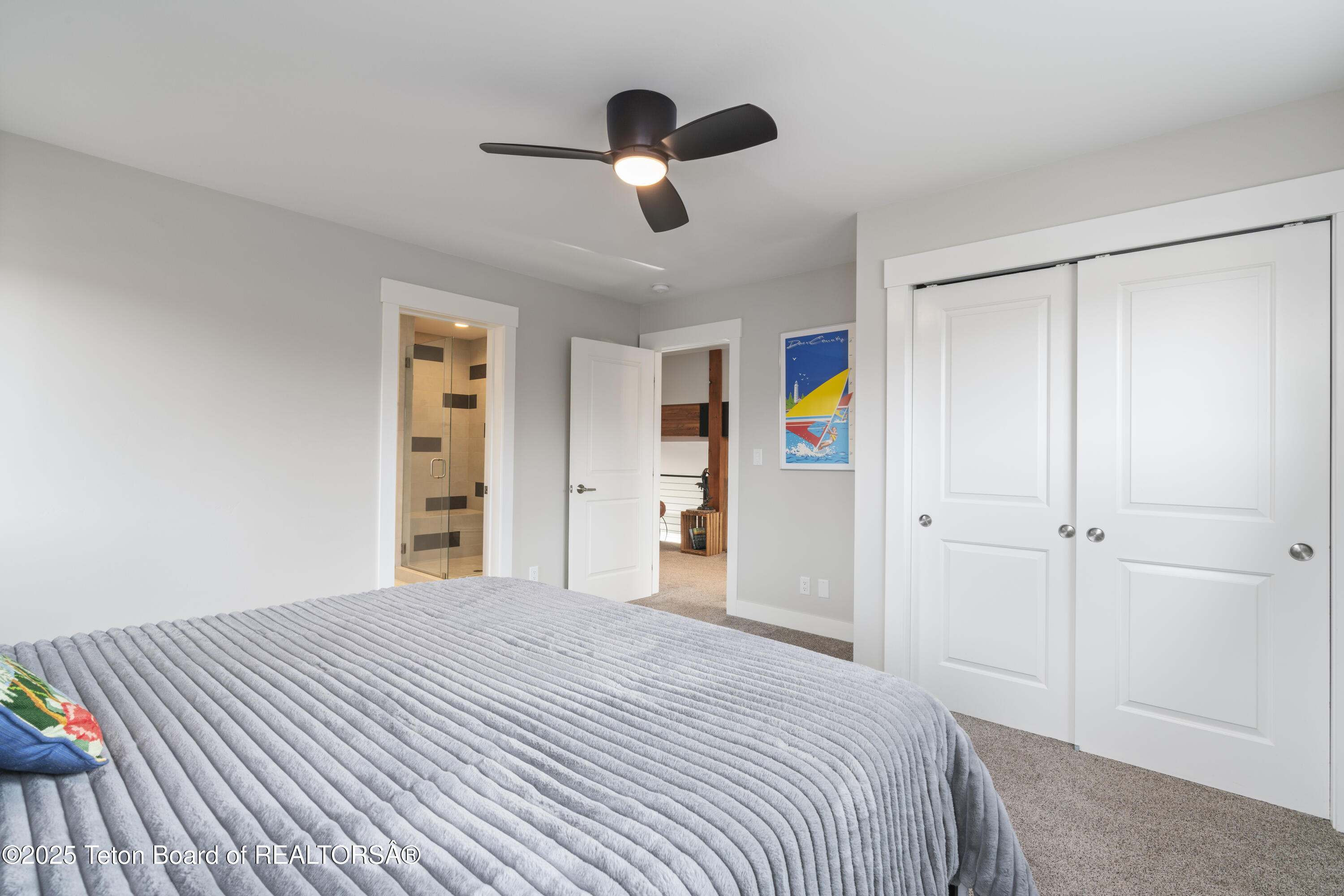 3048 WHITEHOUSE Drive