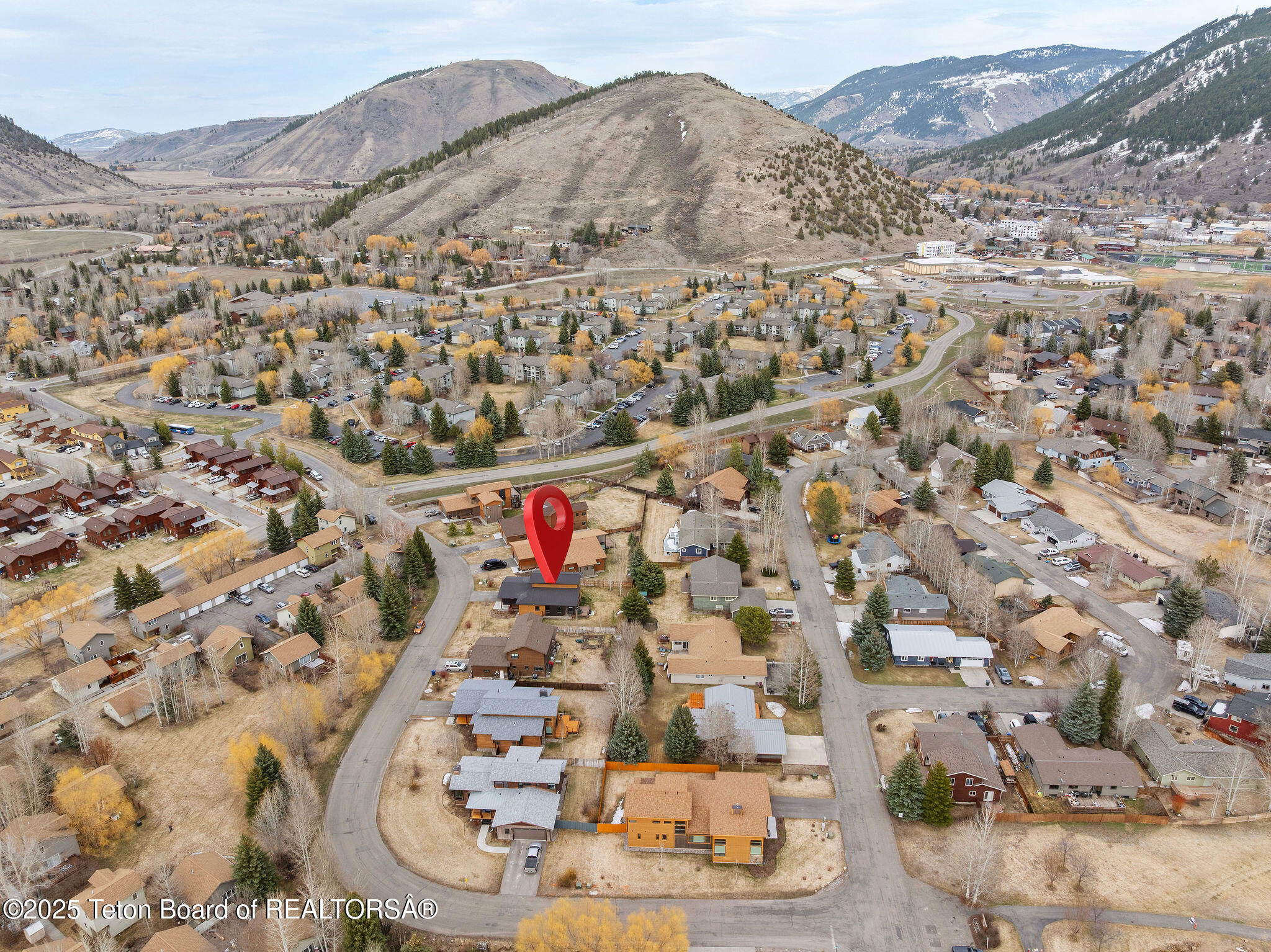 3048 WHITEHOUSE Drive