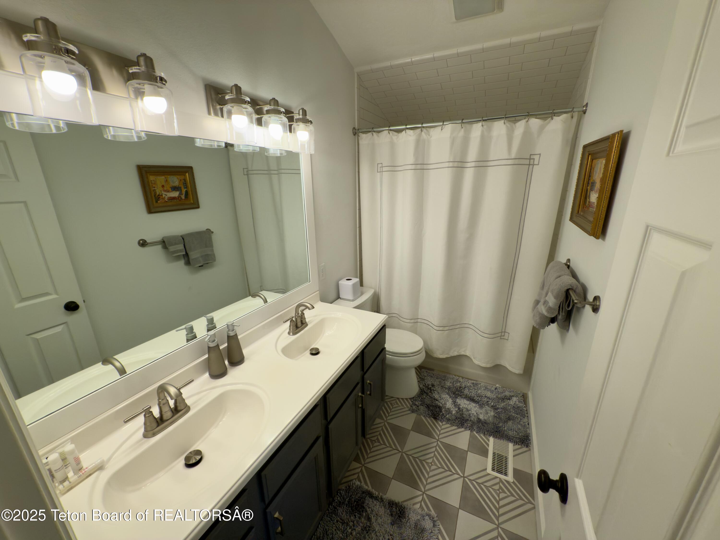 3048 RANGEVIEW Drive