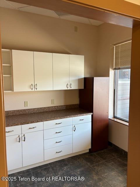 260 W BROADWAY Avenue