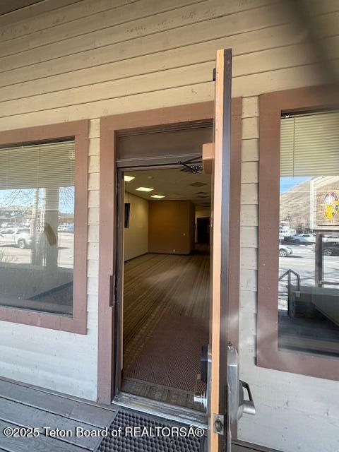 260 W BROADWAY Avenue