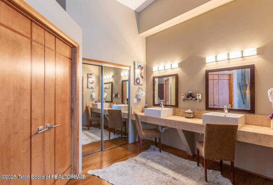 170 N MILLWARD Street, 305