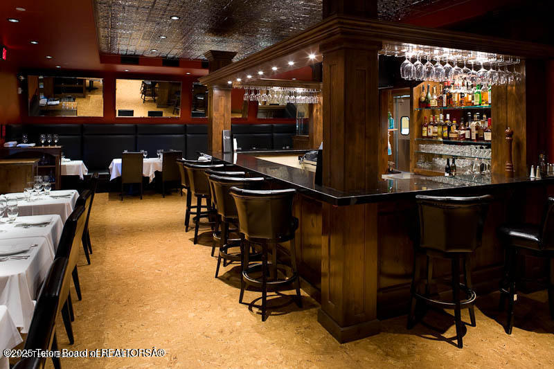 170 N MILLWARD Street, 305