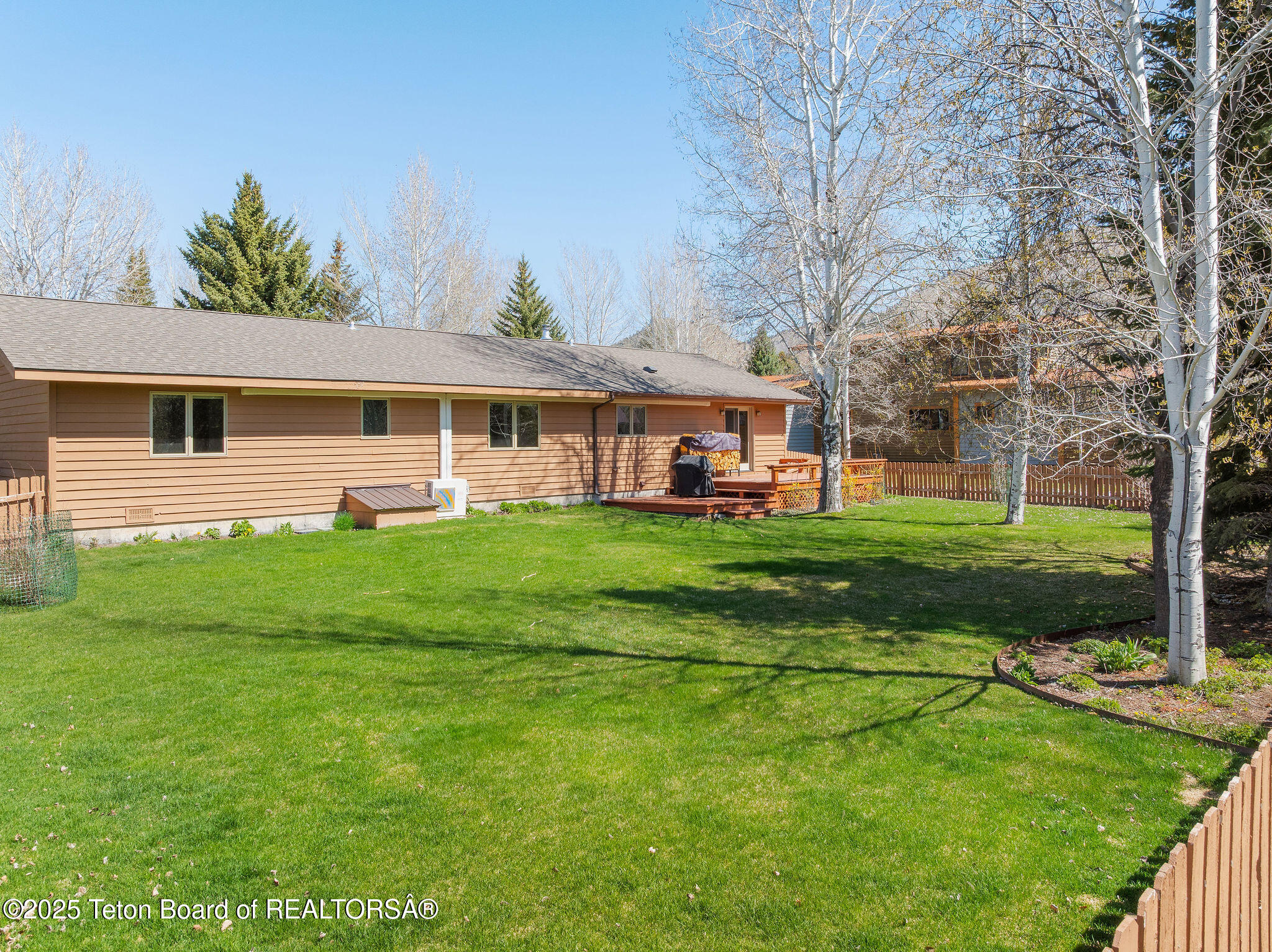 1780 W PACK SADDLE Drive